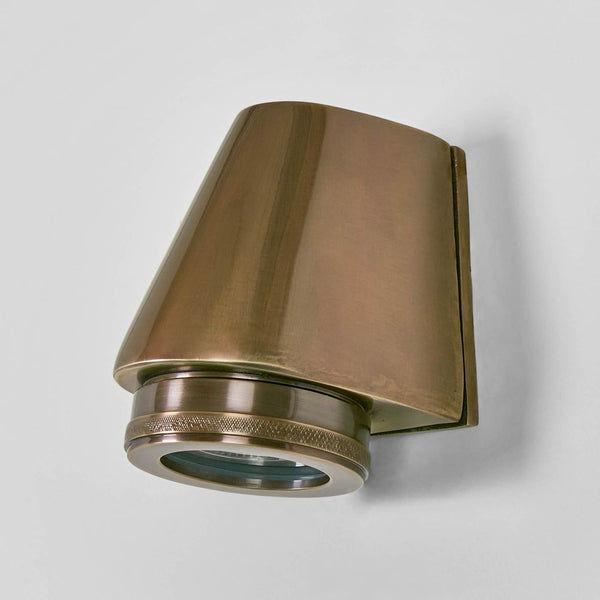 Seaman Outdoor Wall Light Antique Brass (SKU ELPIM50655AB)