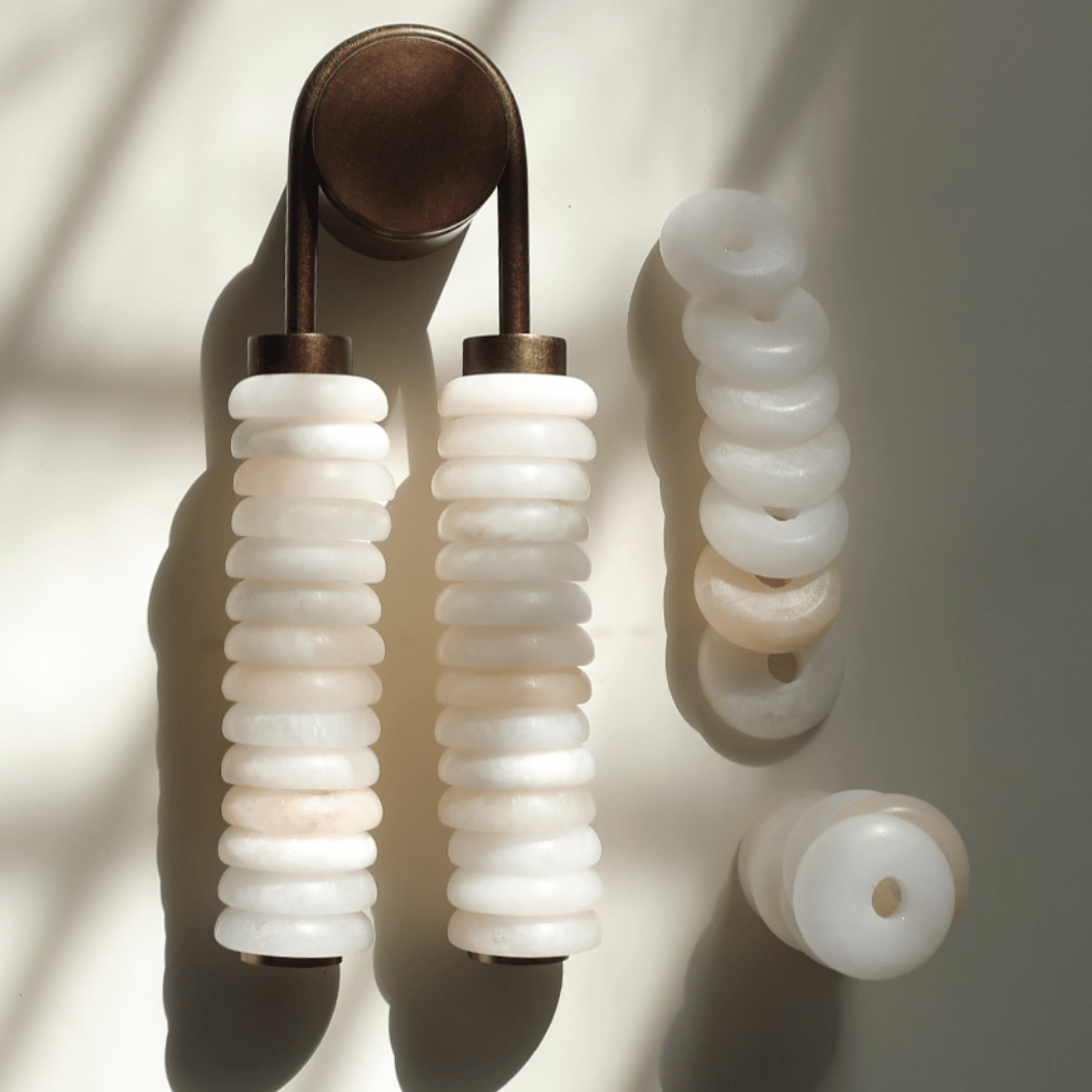 Nacar Ribbed Alabaster Sconce