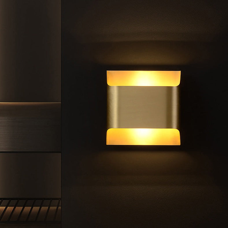 Whitney Up-Down Wall Lamp (200mmx200mm)