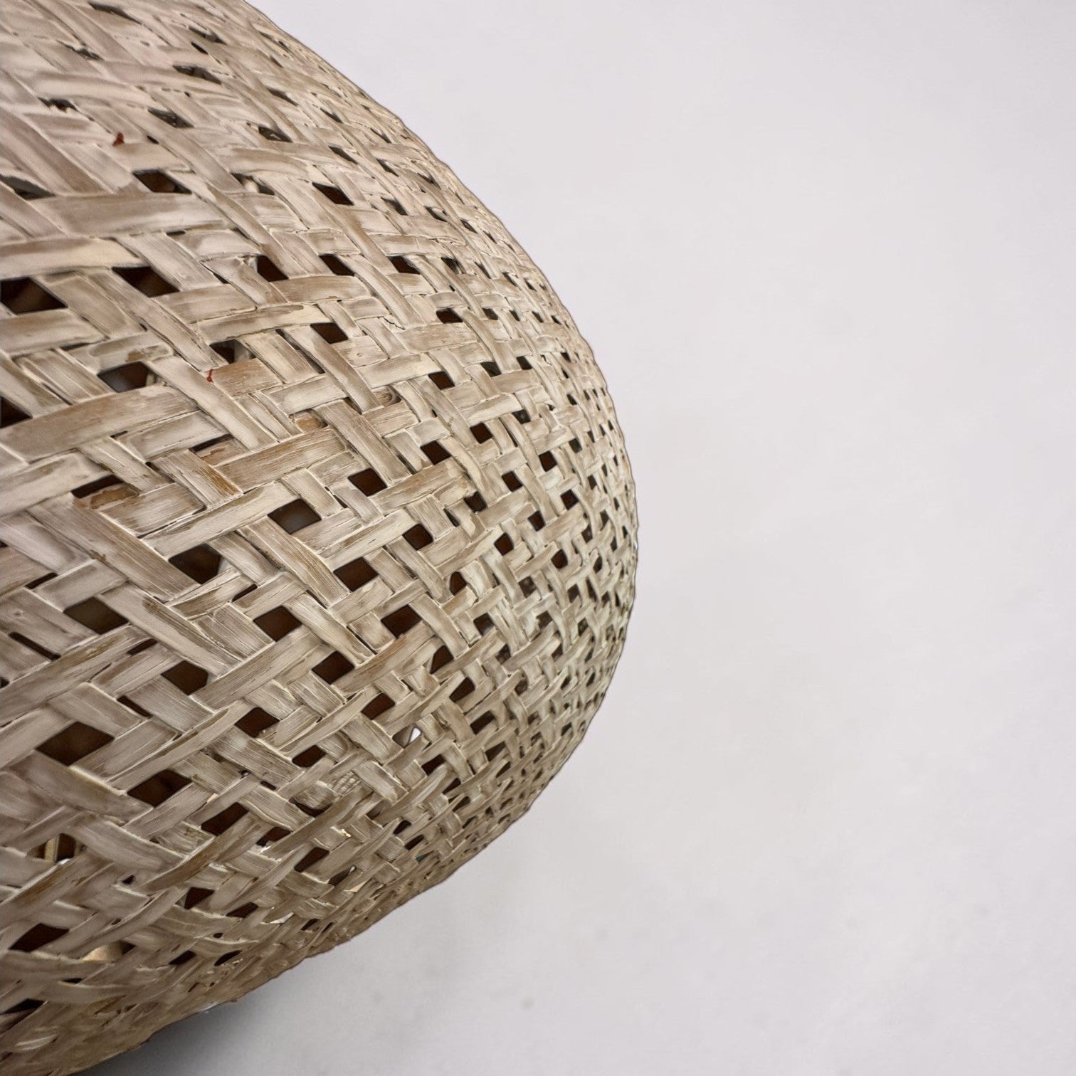 Aceso Rattan Hanging Lamp