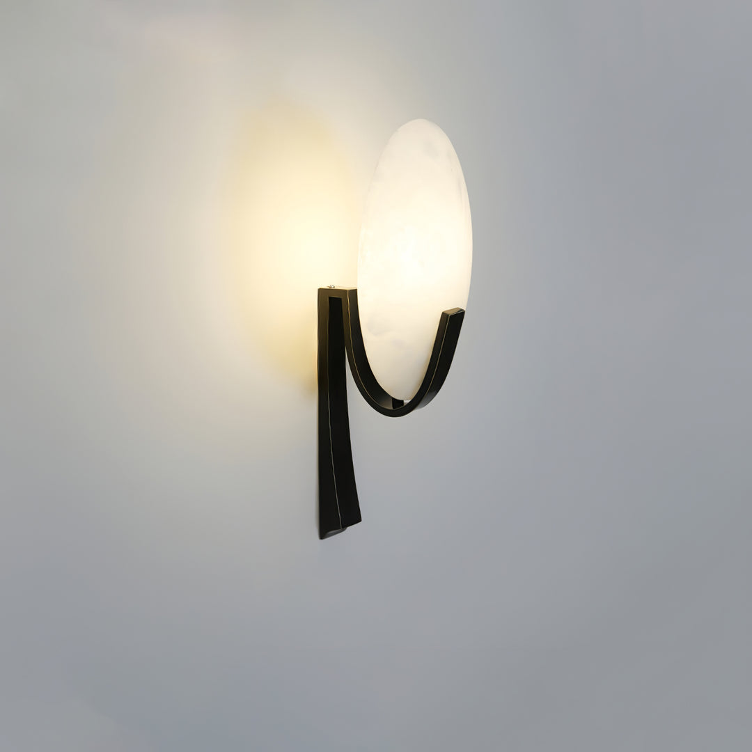 Elaris Alabaster Wall Lamp