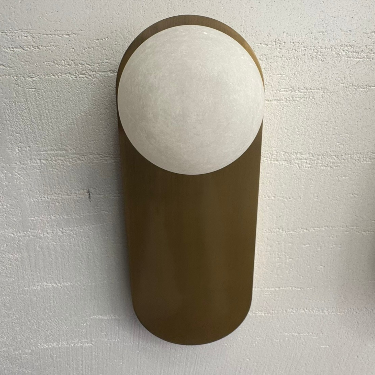 Alira Alabaster Wall Light