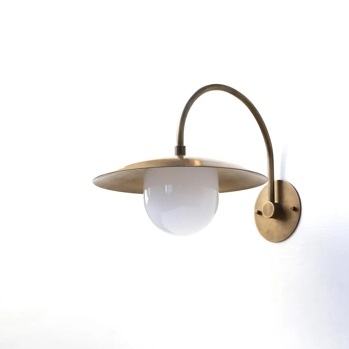 Alvin Wall Lamp