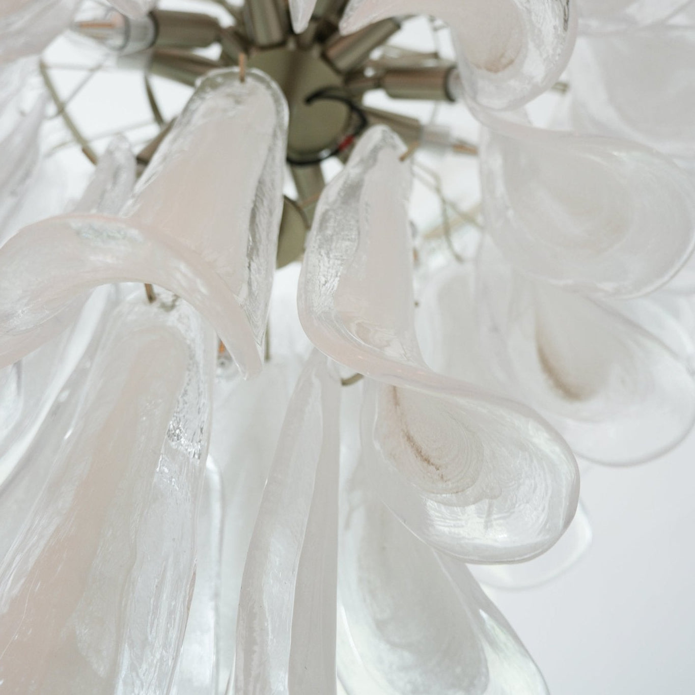 Bettina Murano Petal Glass Pendant Lamp (5 layer)