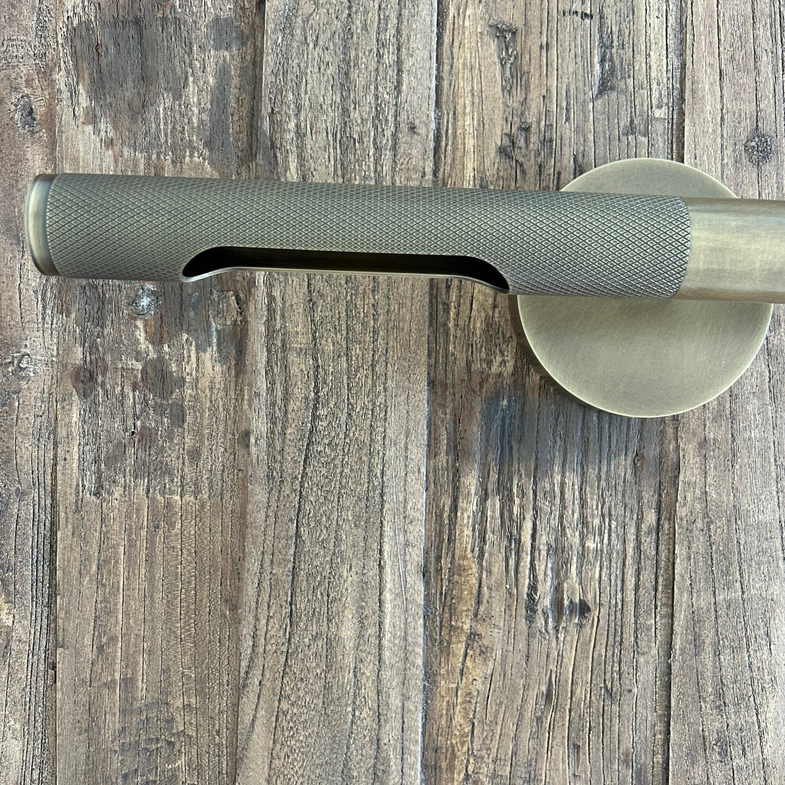 Burford Picture Lamp (460mm) (Clearance Antique Aged Brass Only)