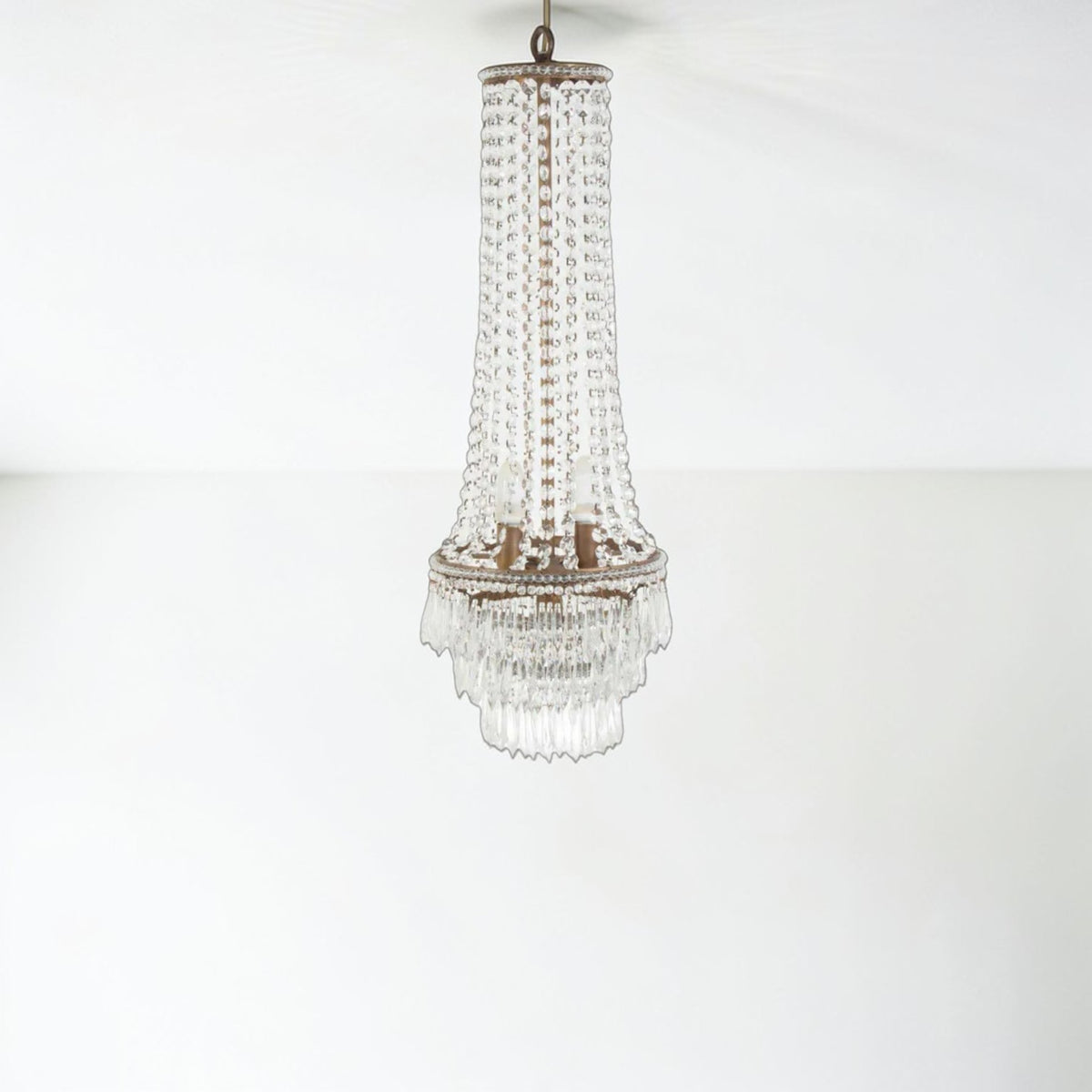 Darren Long Chandelier ELD41