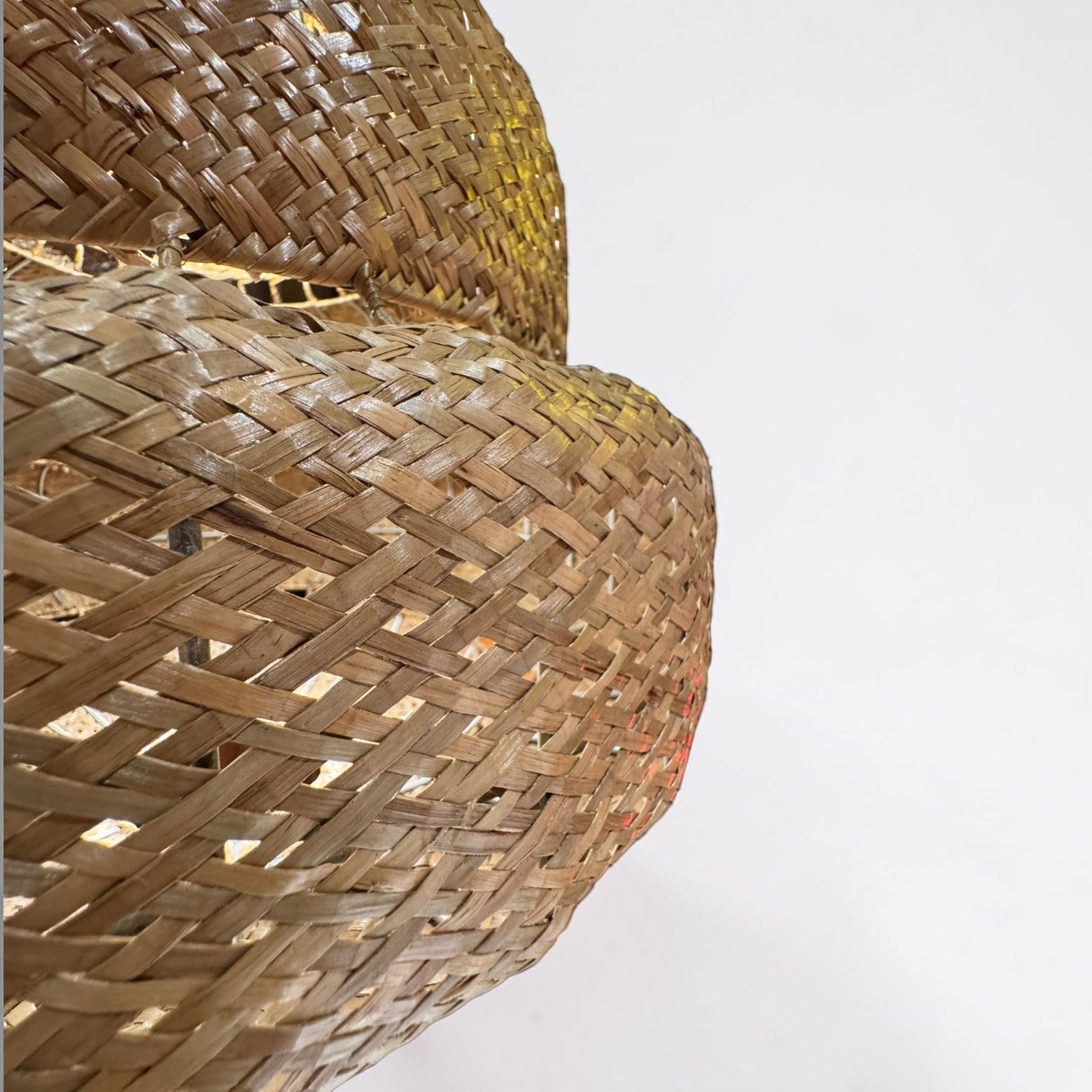 Eliya Rattan Hanging Lamp