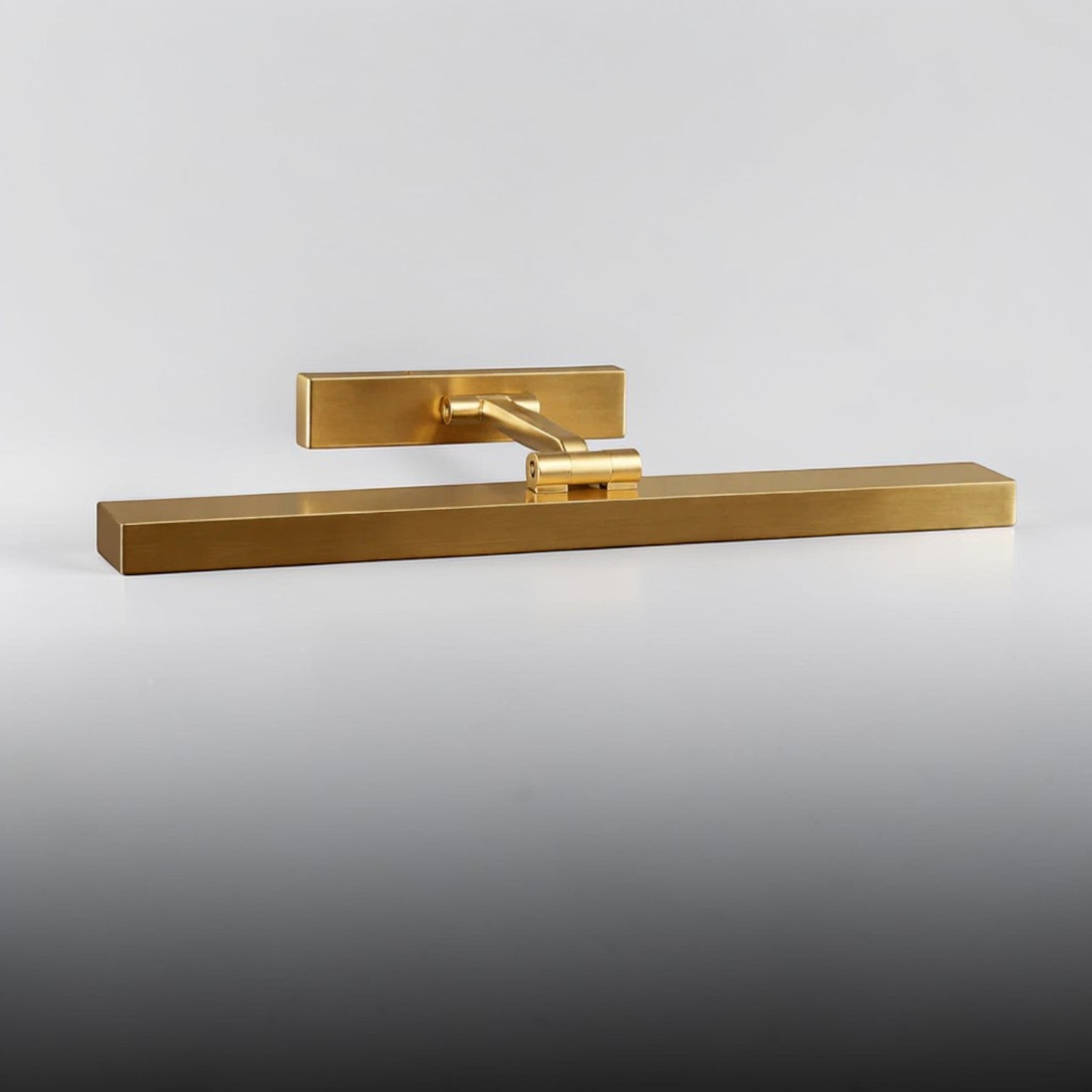 Elvio Wall Light
