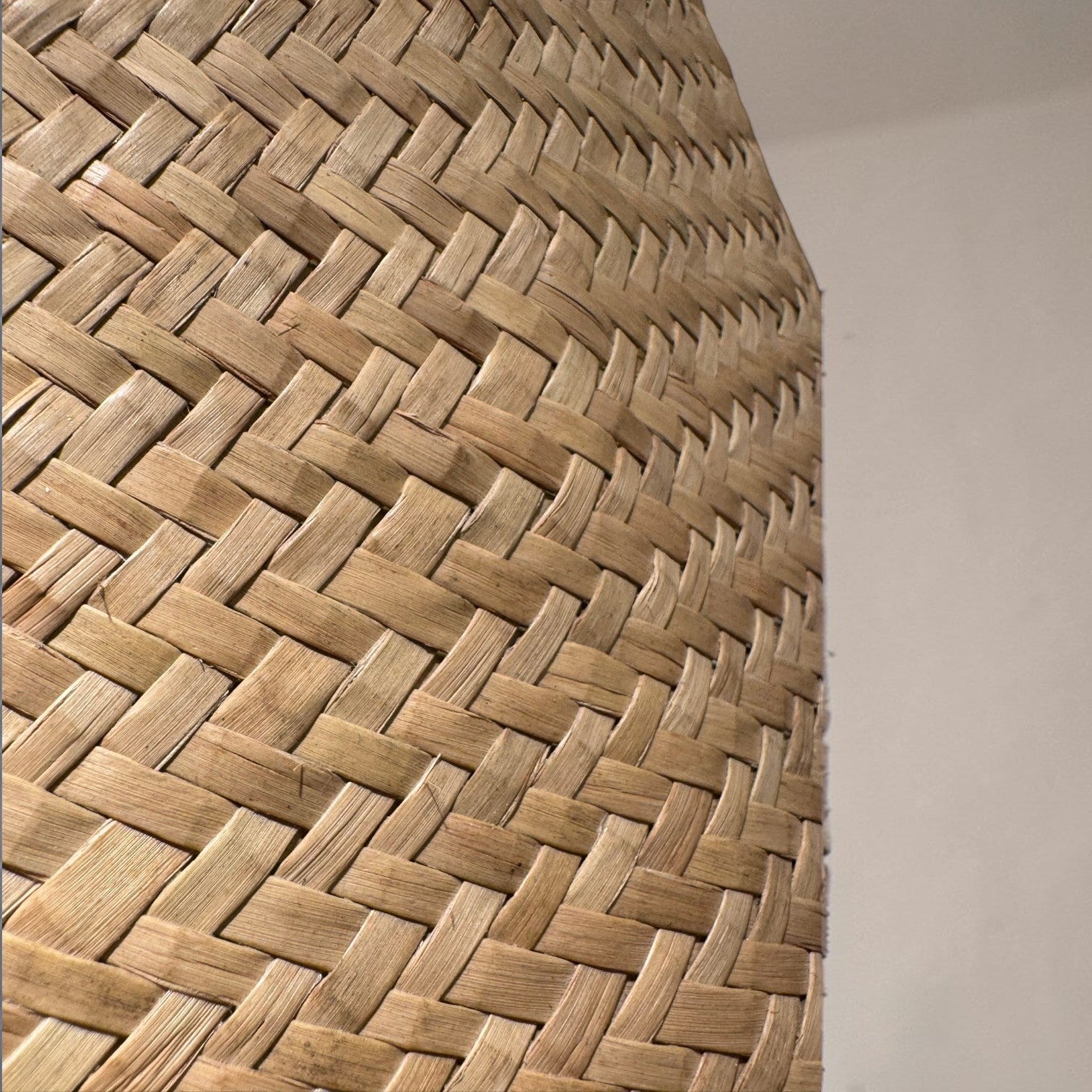 Garo Rattan Hanging Lamp
