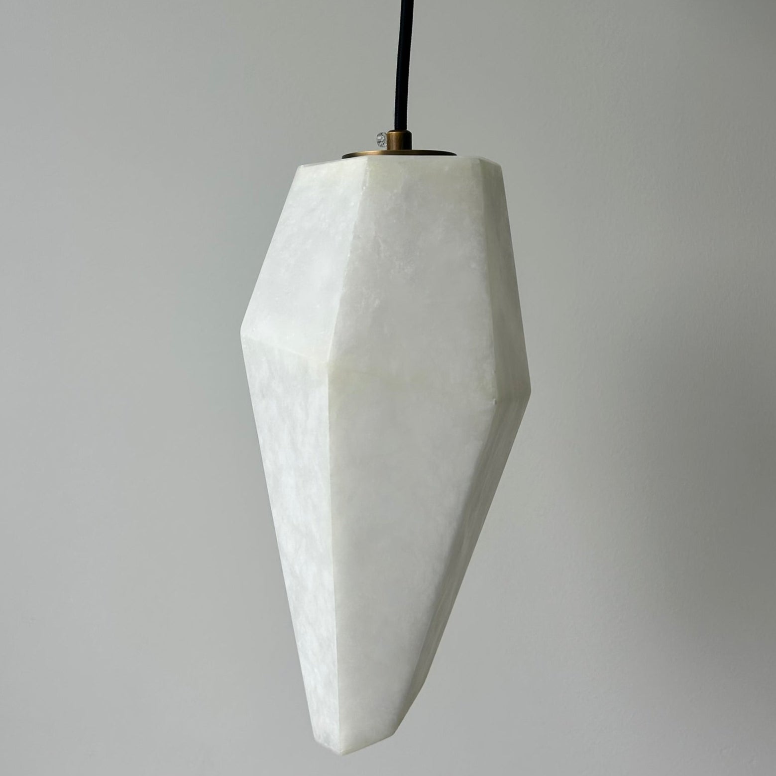 Senarius Alabaster Pendant Lamp