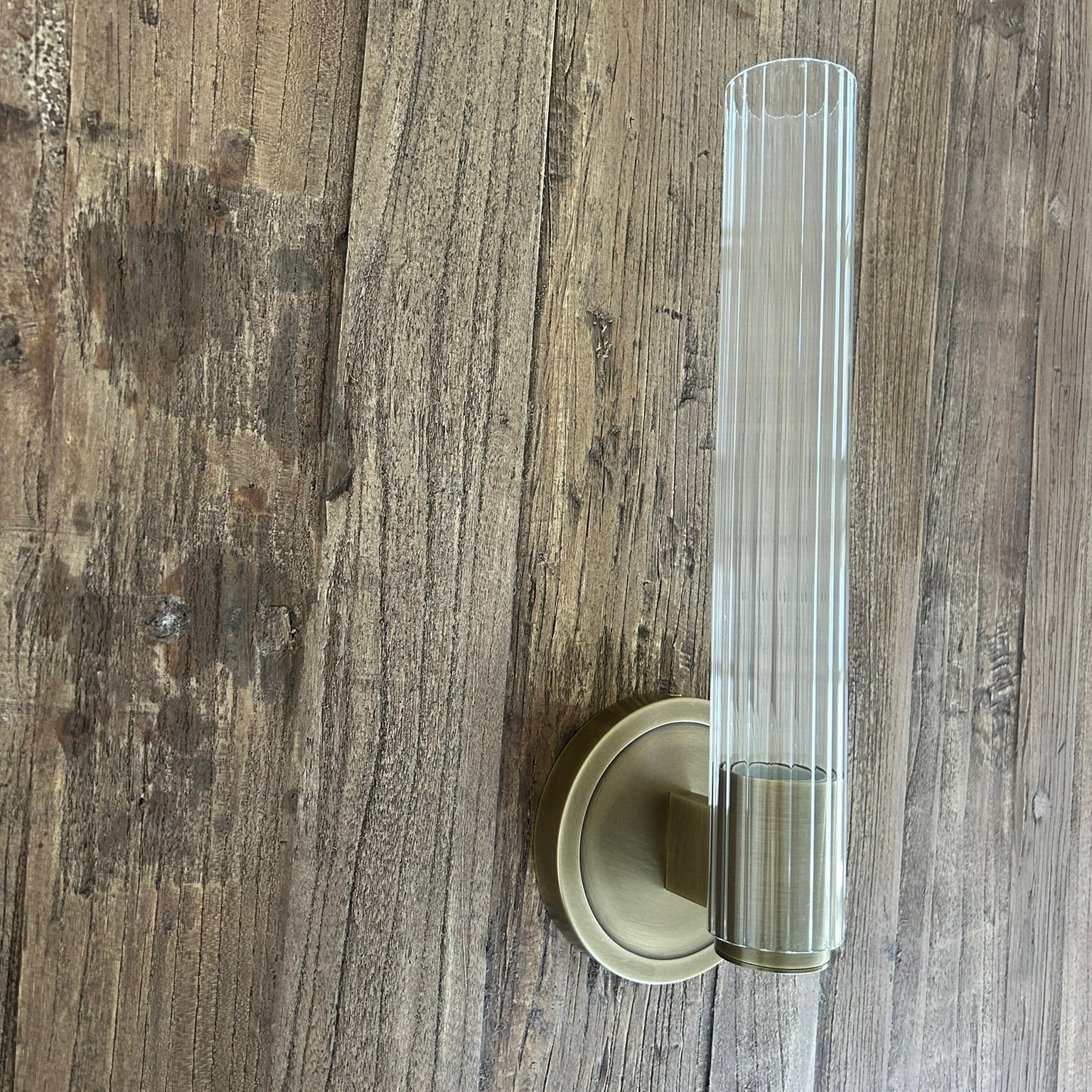 Gunbar Wall Lamp