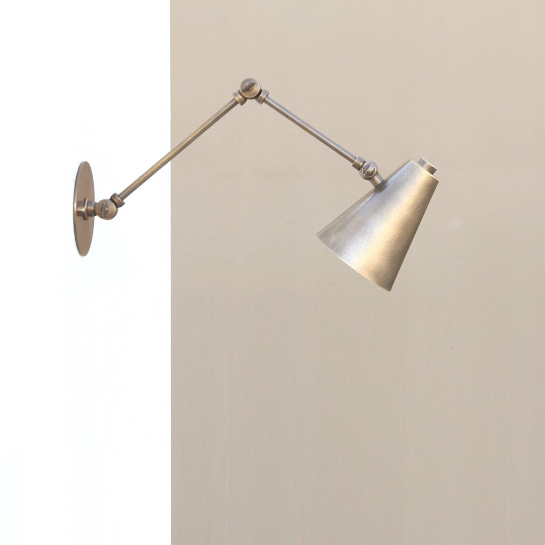 Heidi Adjustable Arm Wall Lamp