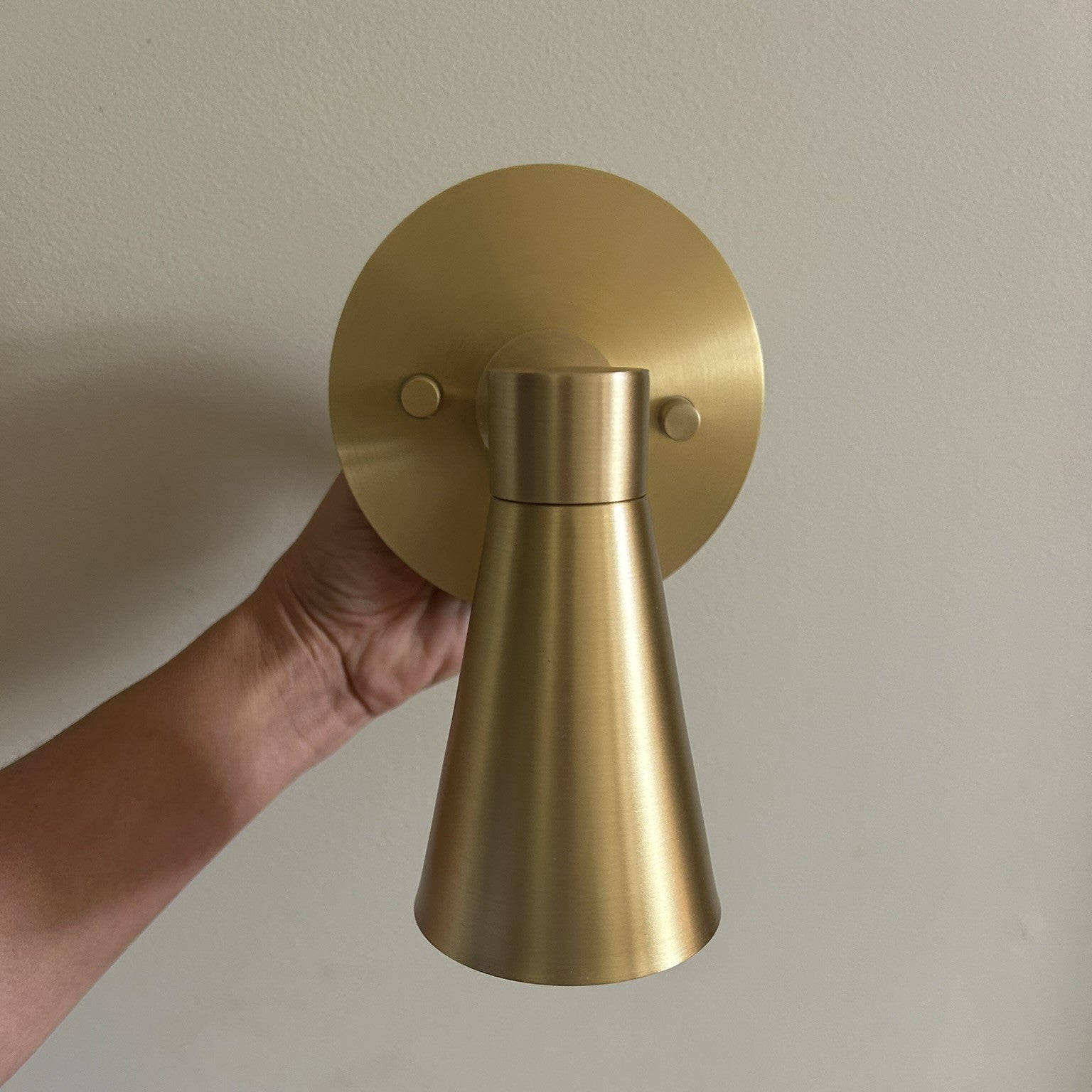 Alexa Short Arm Wall Lamp