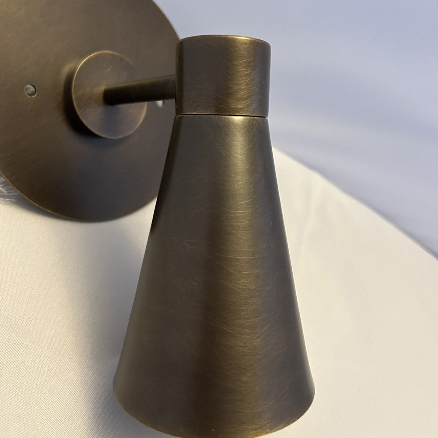 Alexa Short Arm Wall Lamp