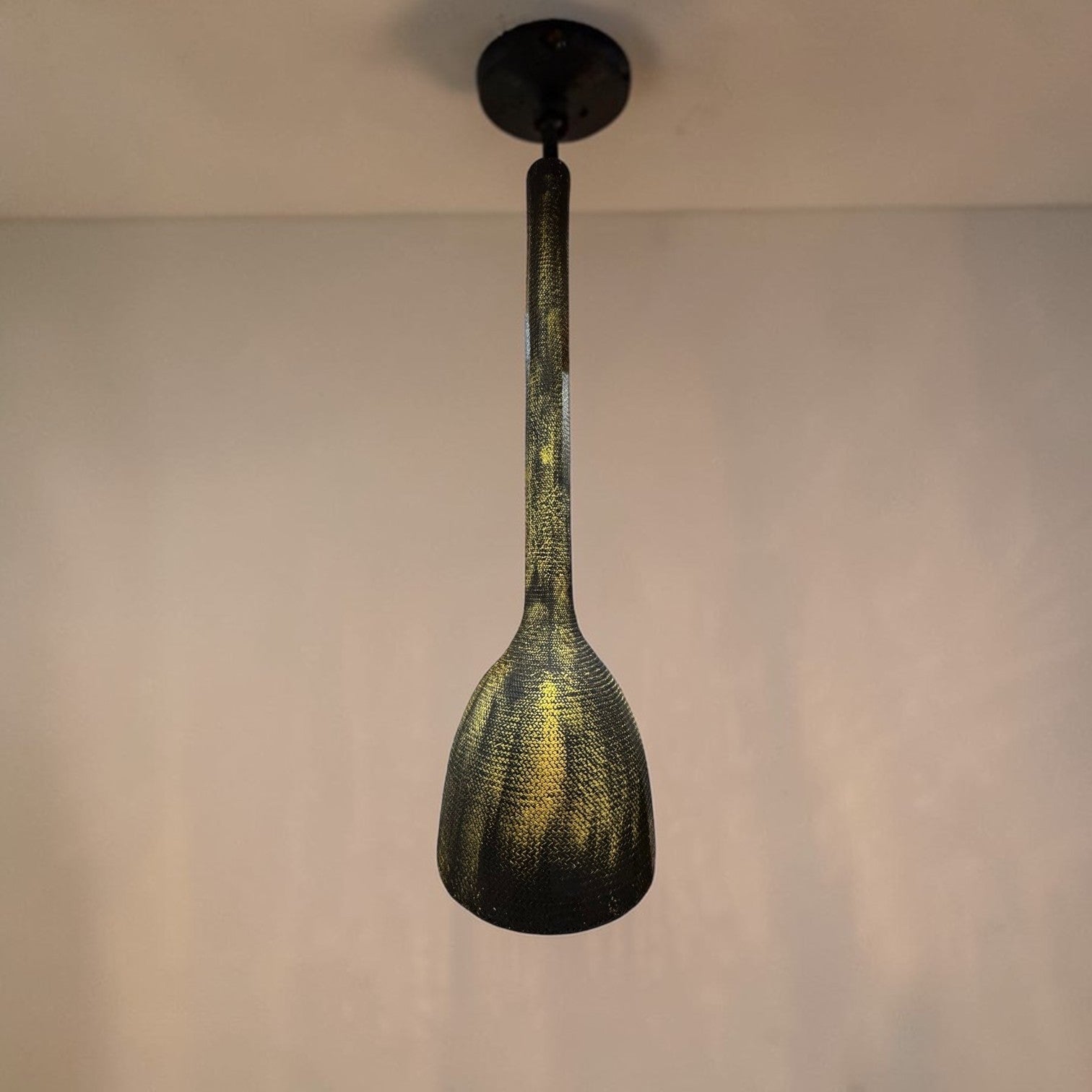 Iden Rattan Hanging Lamp