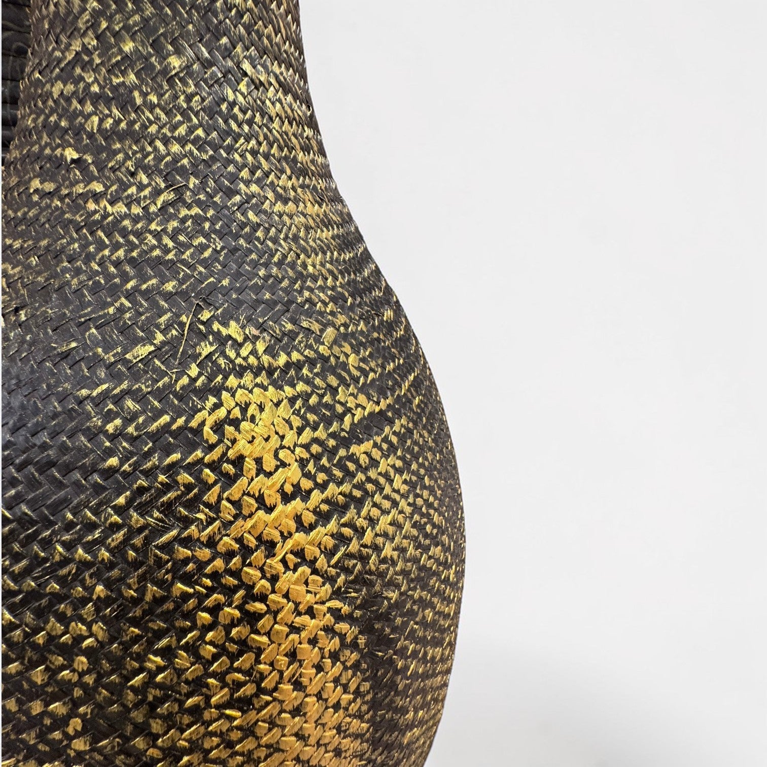 Iden Rattan Hanging Lamp