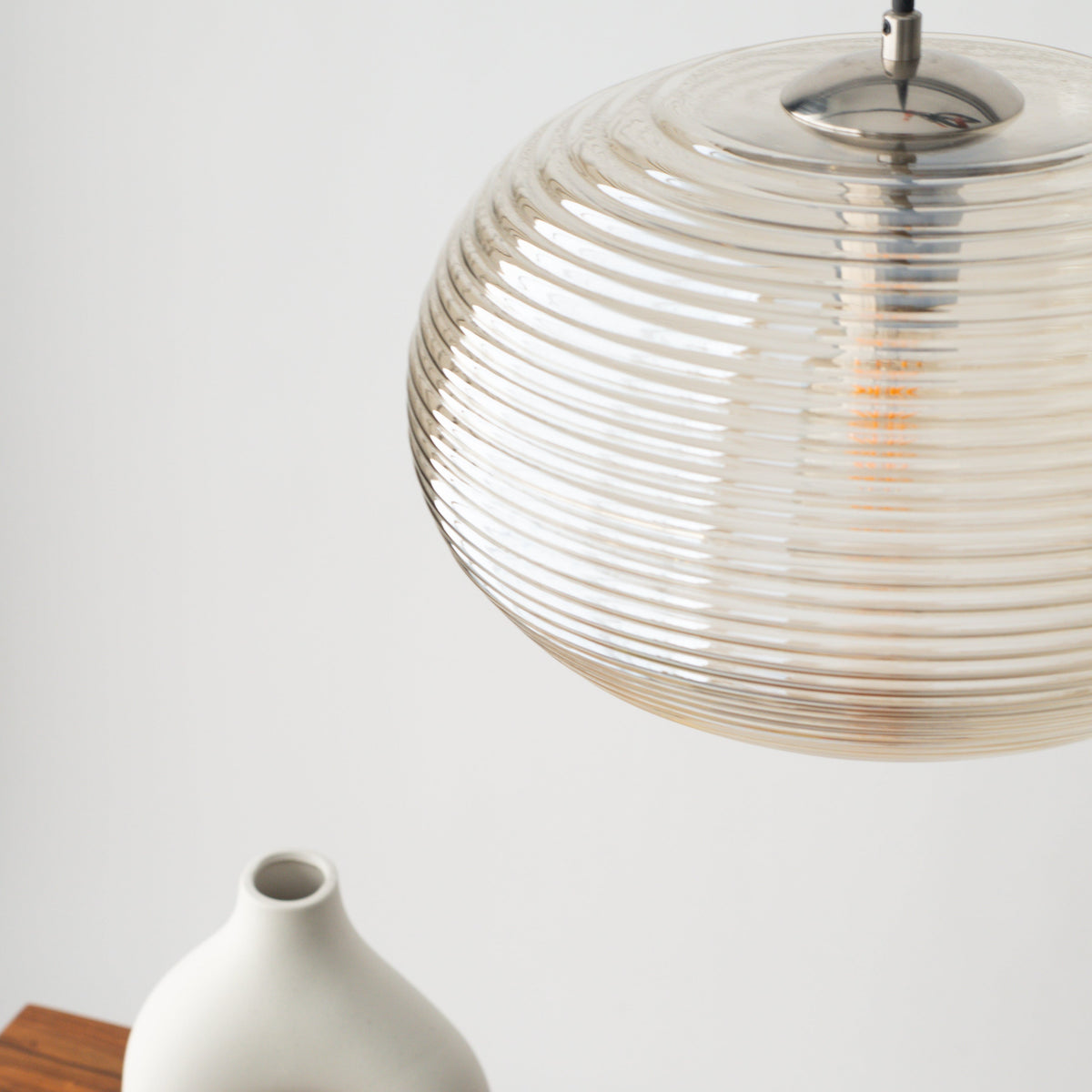 Loy Champagne Glass Rippled Pendant Lamp