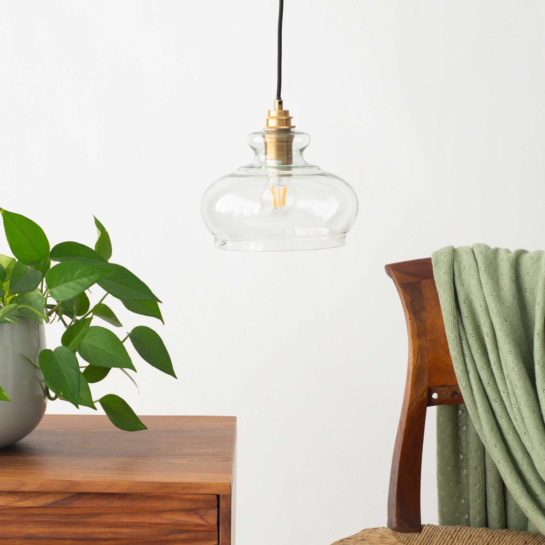 Montauk Hand-blown Pendant in Clear Glass