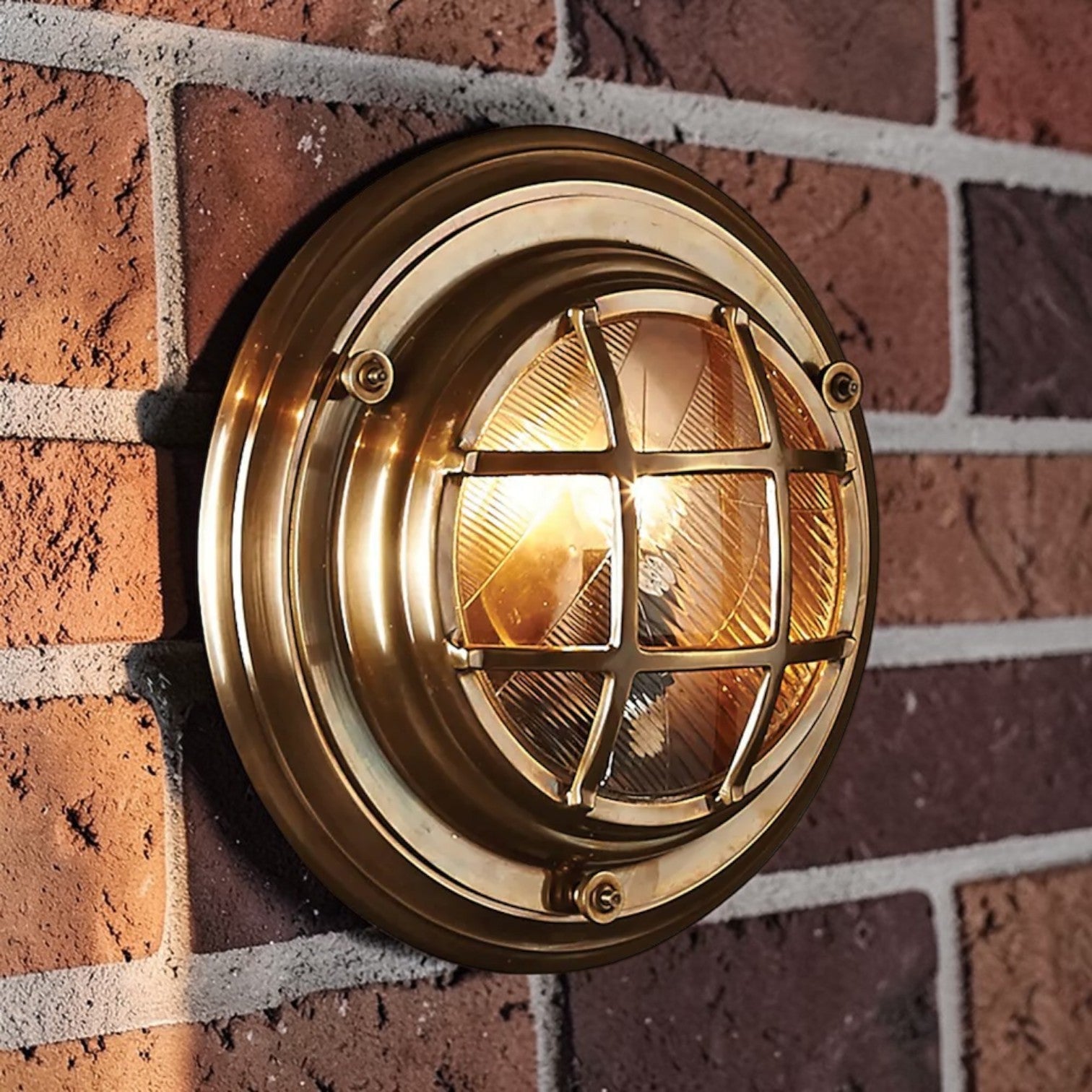 Jervis Outdoor Wall Light Brass (SKU ELPIM59986AB)