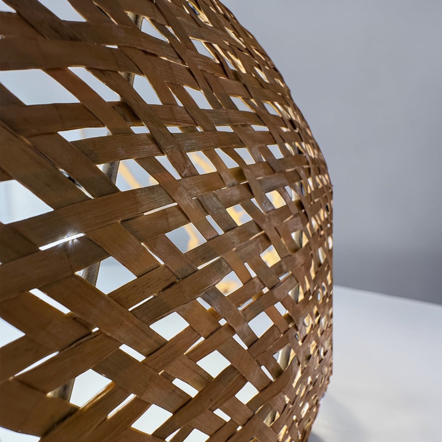 Lada Rattan Hanging Lamp