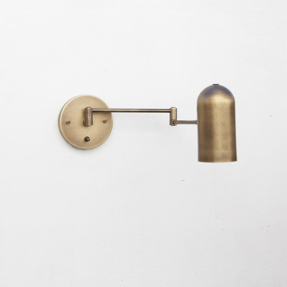 Layton Wall Lamp