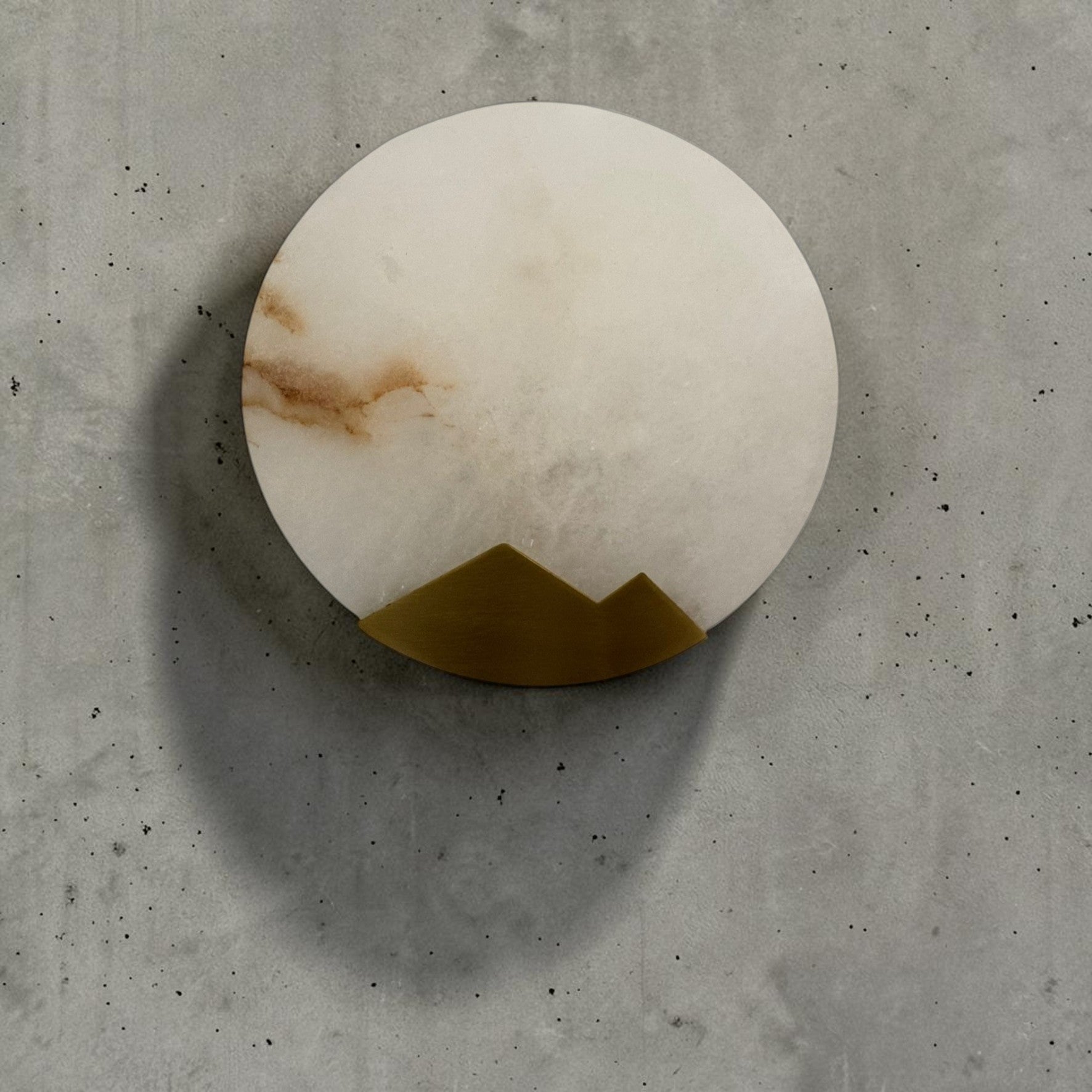 Lucerra Alabaster Wall Lamp