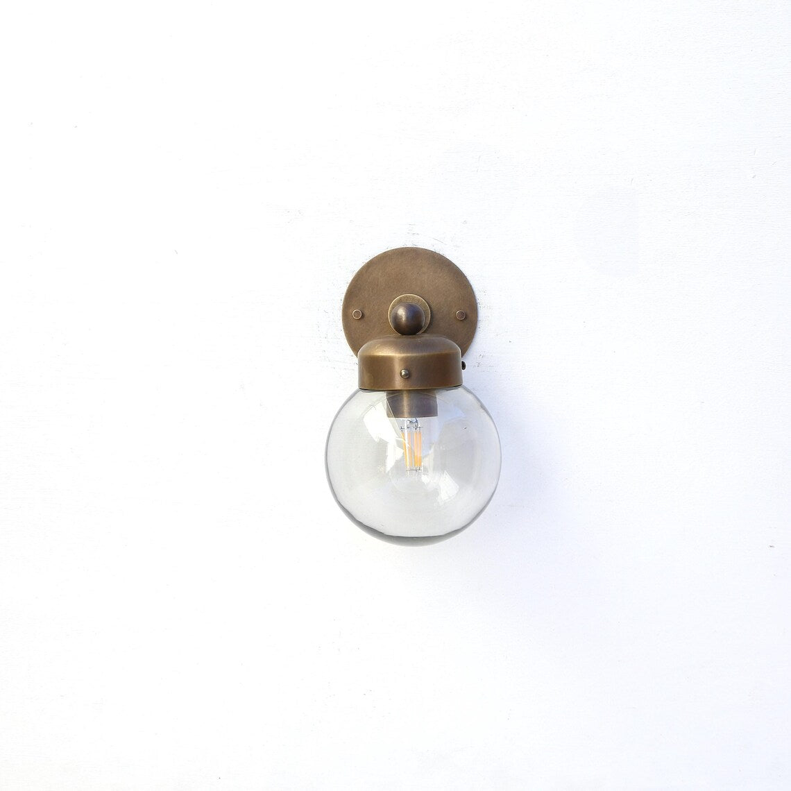 Maisha Wall Lamp