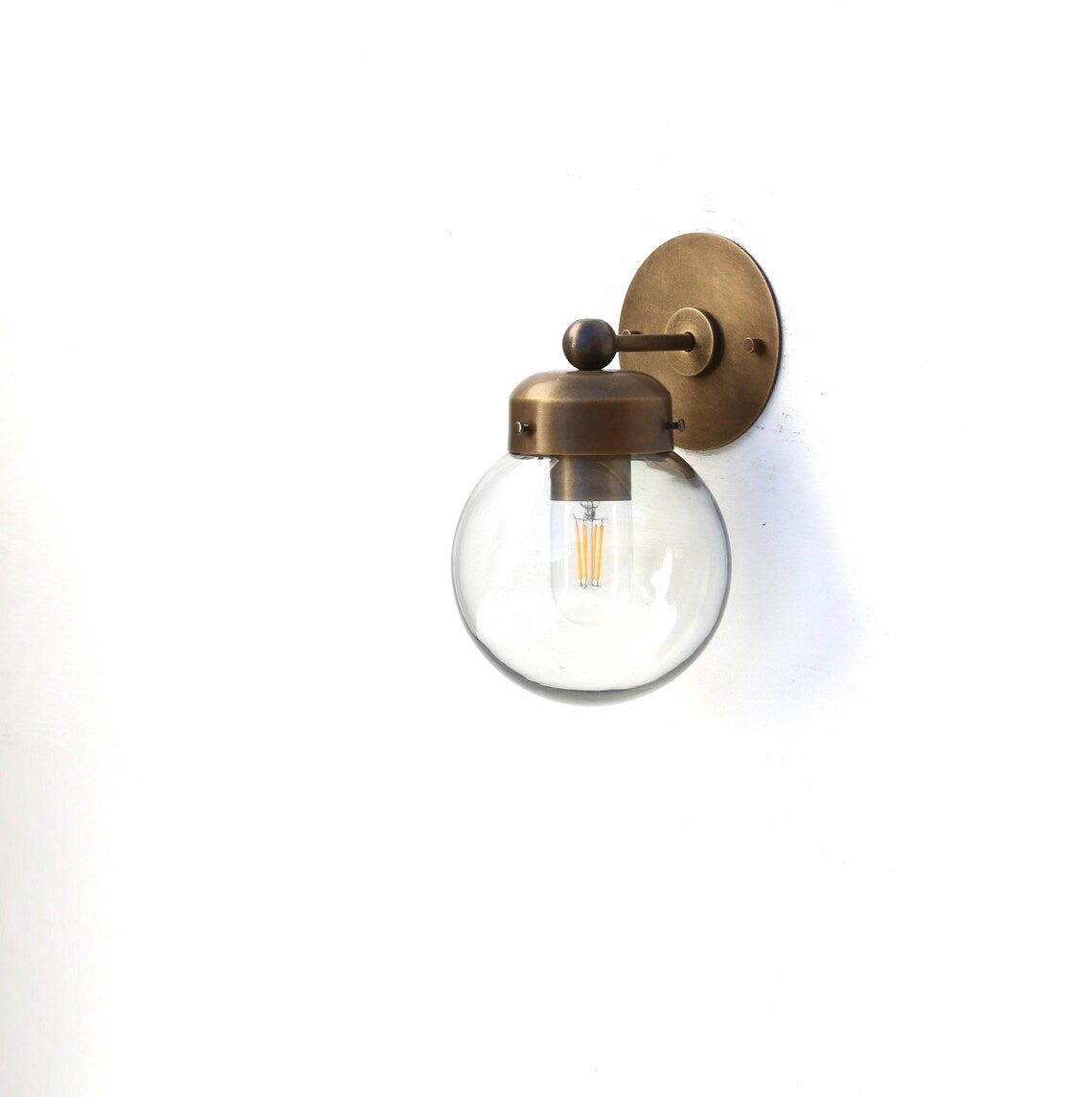 Maisha Wall Lamp