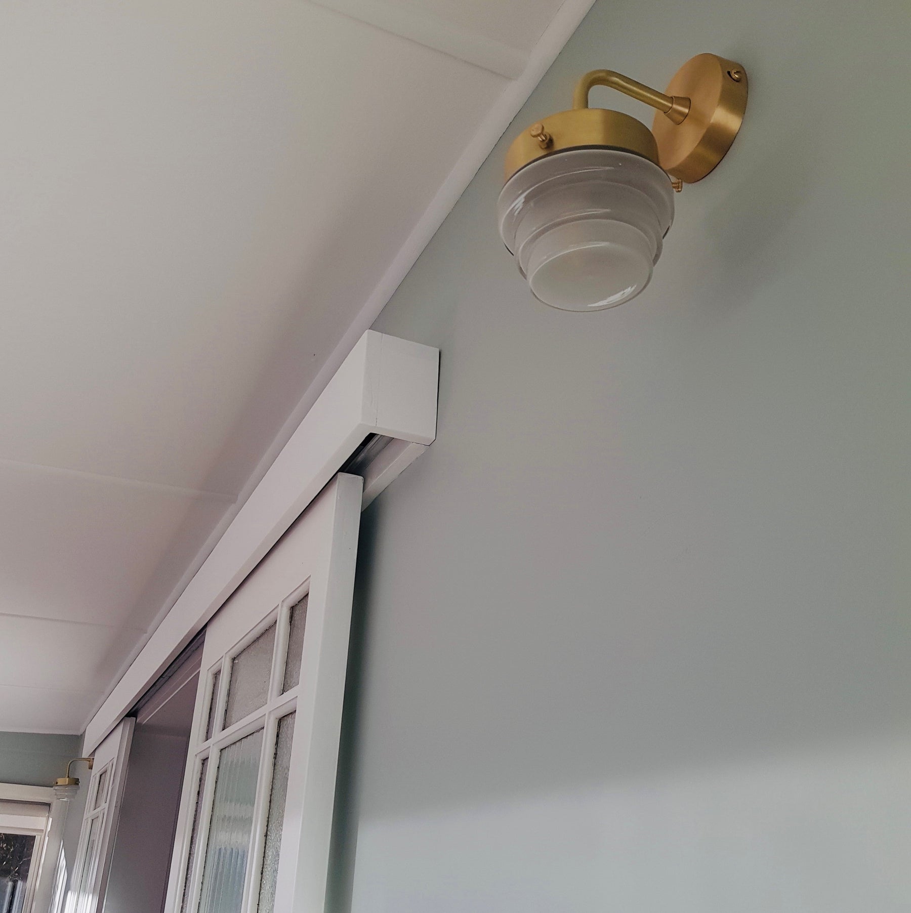 Rockingham Brass Sconce Single Lamp Wall Light