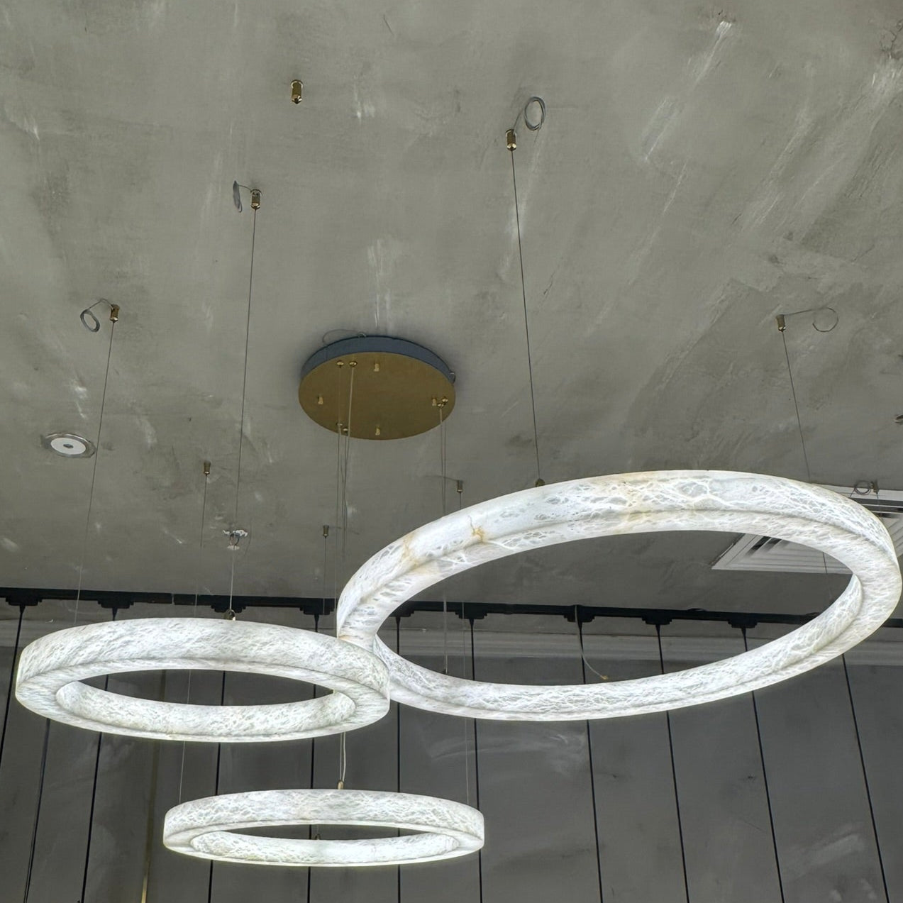 Neves Alabaster Ring Chandelier - 600m