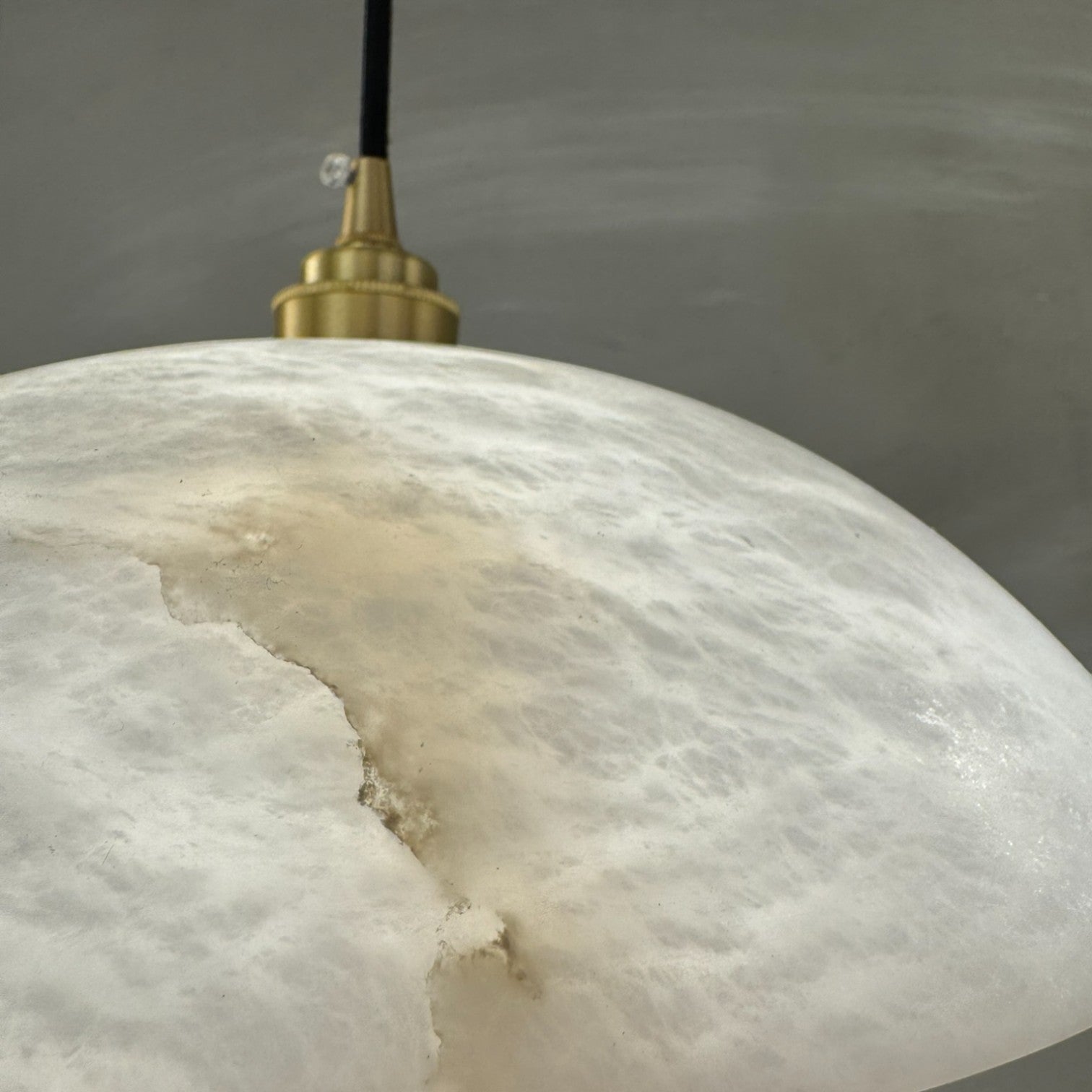 Fernanda Dome Alabaster Pendant Lamp