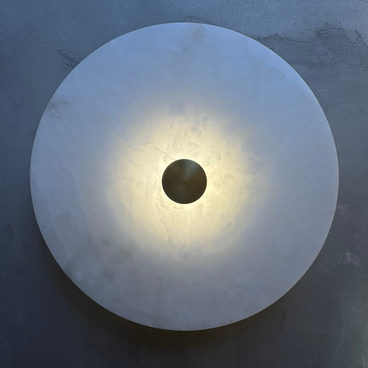 Sara Round Alabaster Wall Lamp