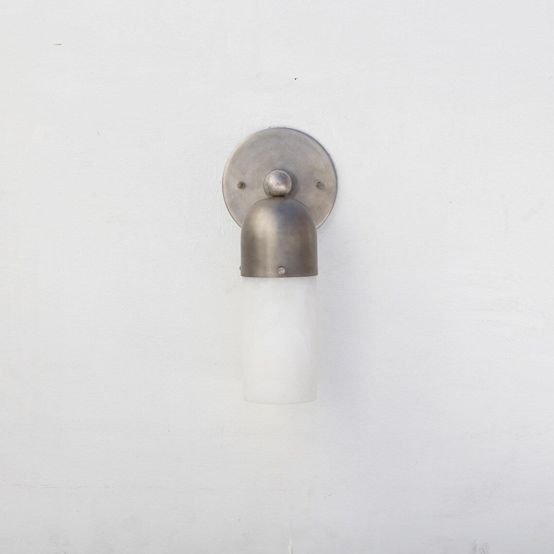 Sandra Wall Lamp