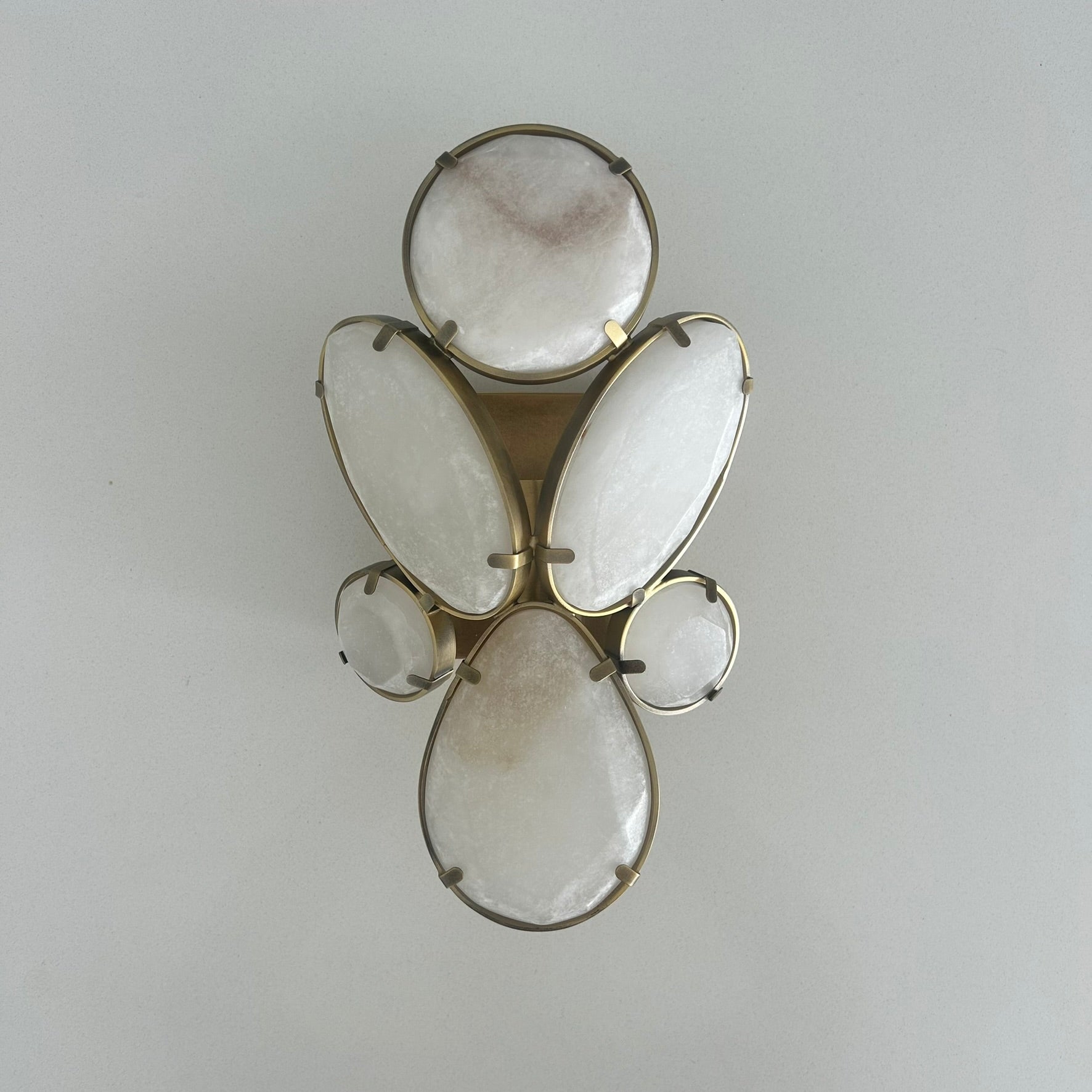 Singer Wall Lamp