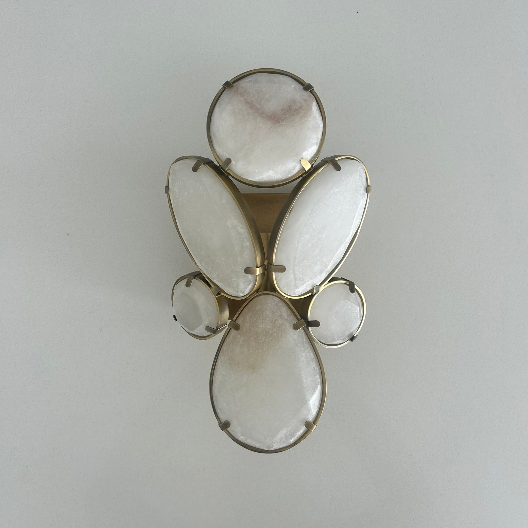 Singer Wall Lamp