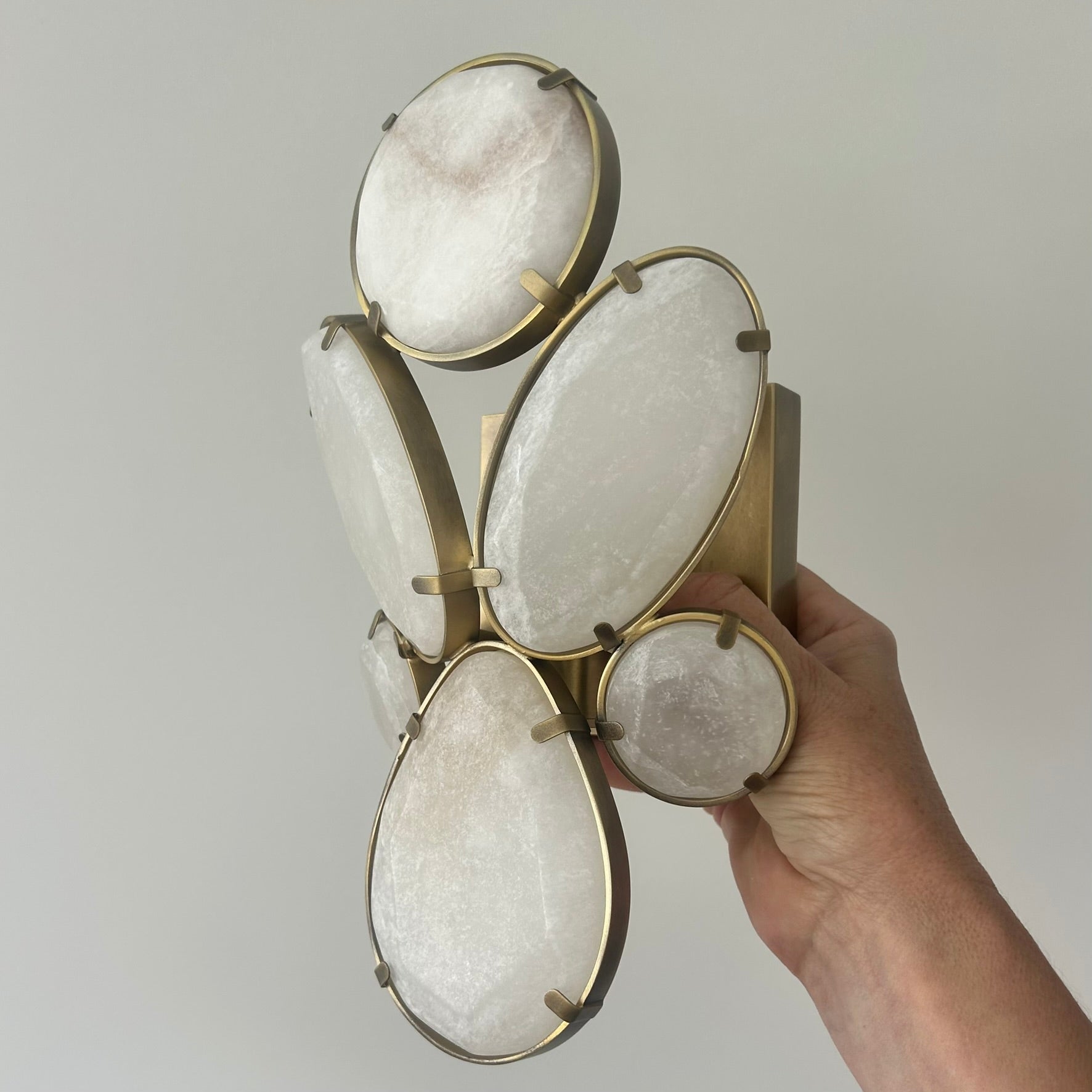 Singer Wall Lamp
