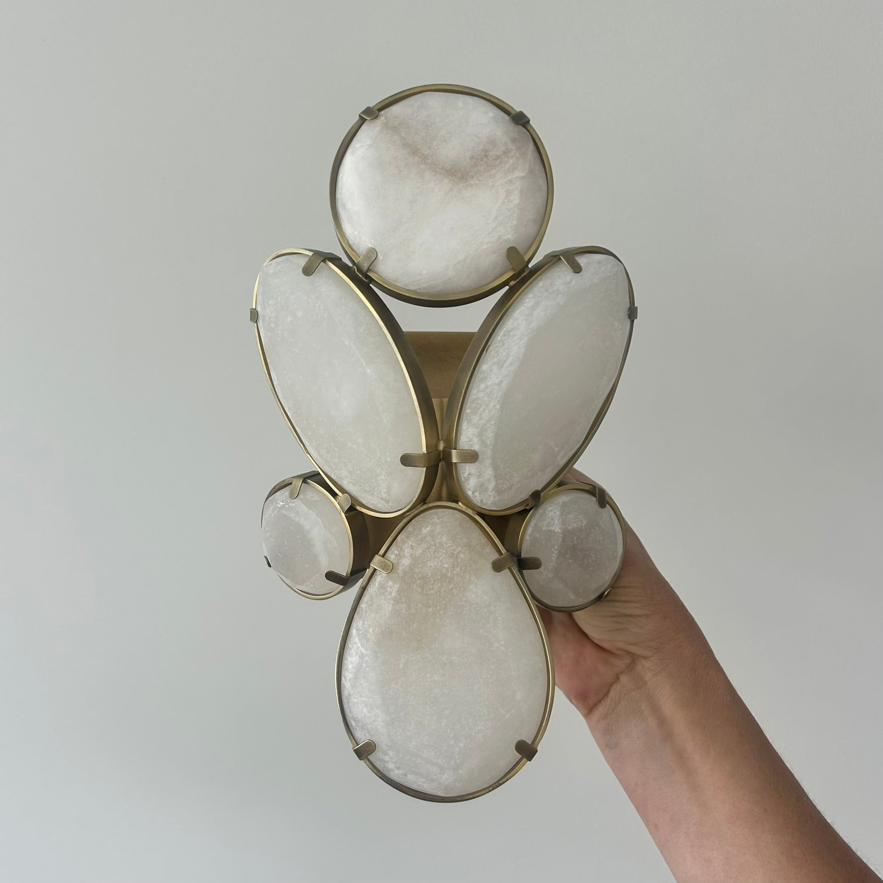 Singer Wall Lamp