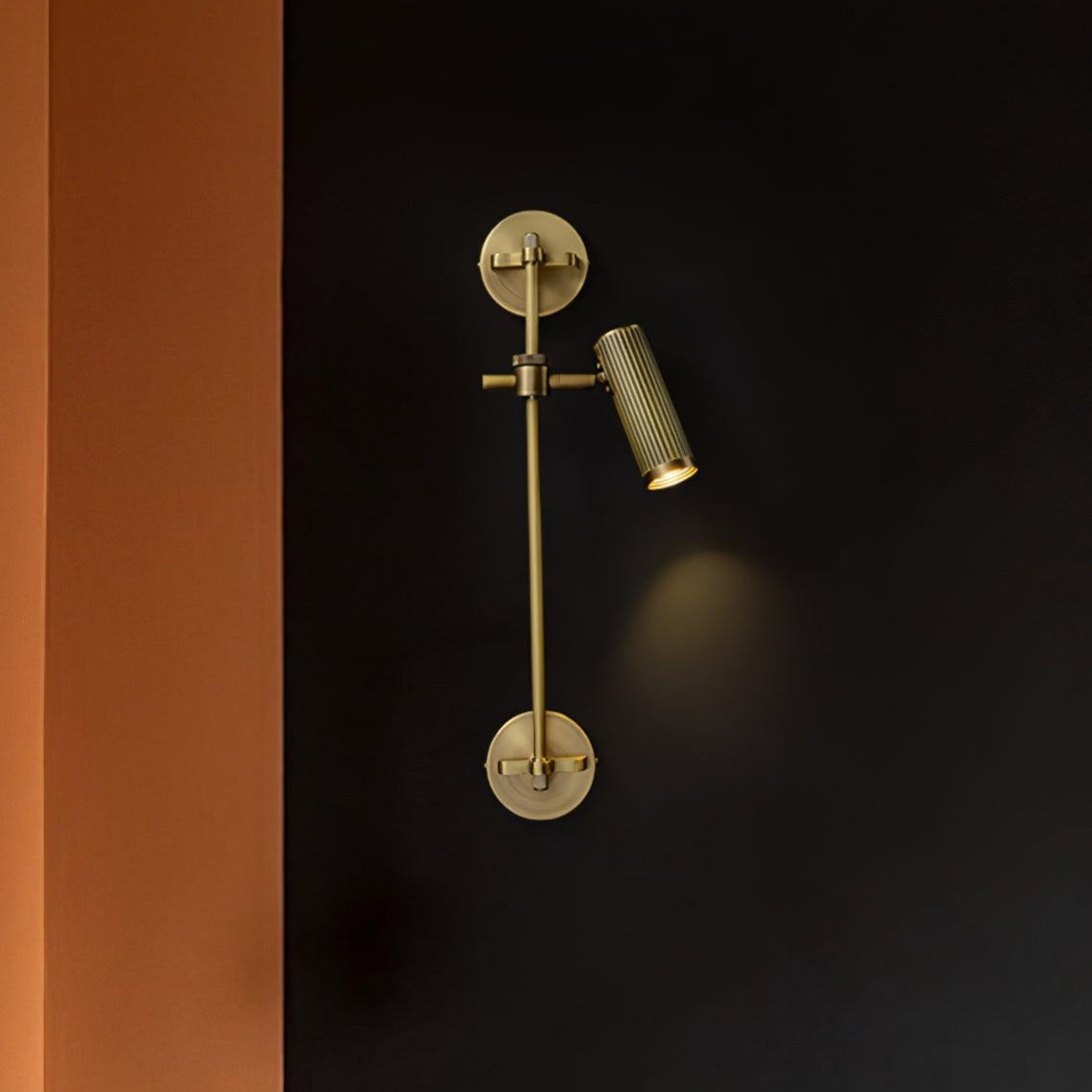 Carrara Adjustable Rail Wall Lamp (1 Lamp)