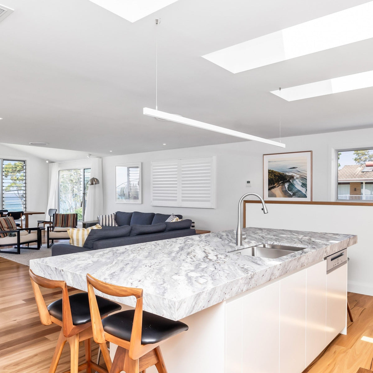 Riverina Low-Glare Matte-White Linear LED Pendant Lamp