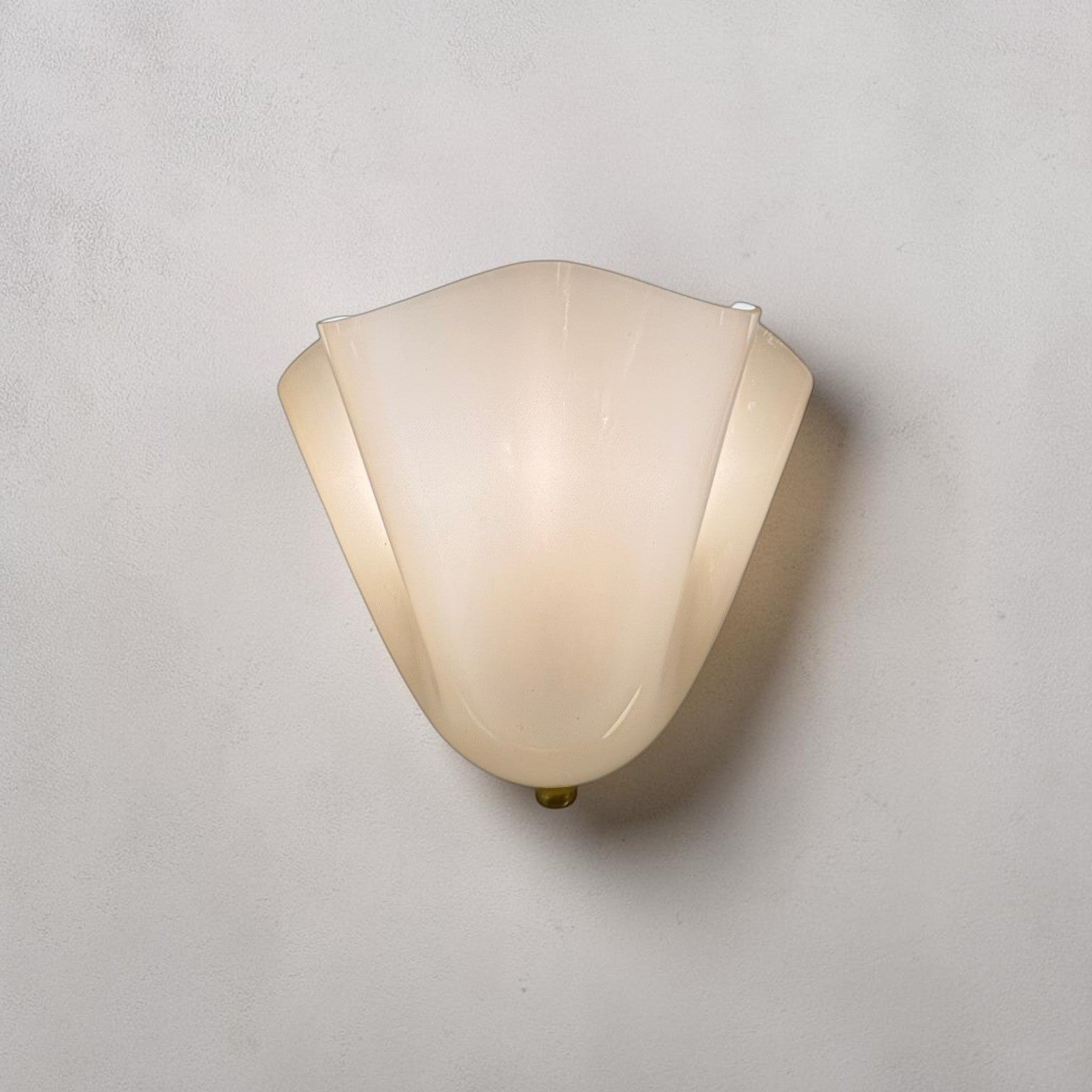 Zino Glass Shell Wall Lamp