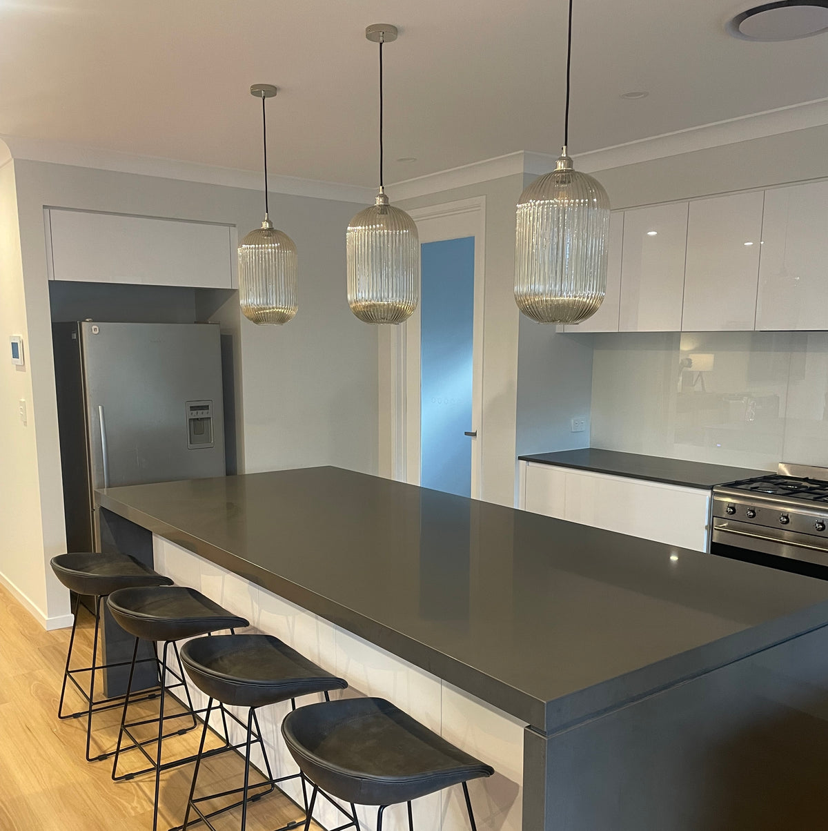 Reffro Rippled Champagne Glass Column Pendant Lamp
