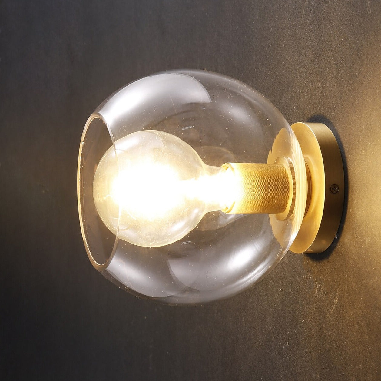 Bloomfield Round Glass Lamp