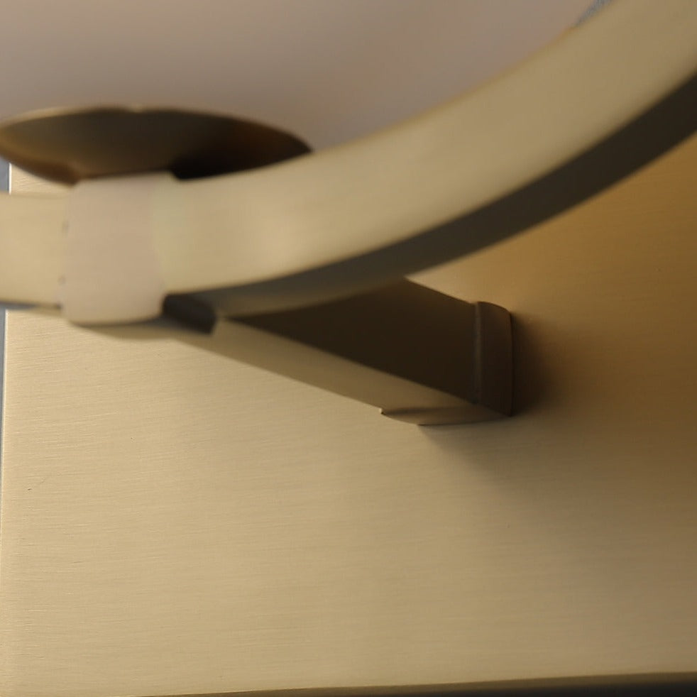 Commenara Round Wall Lamp