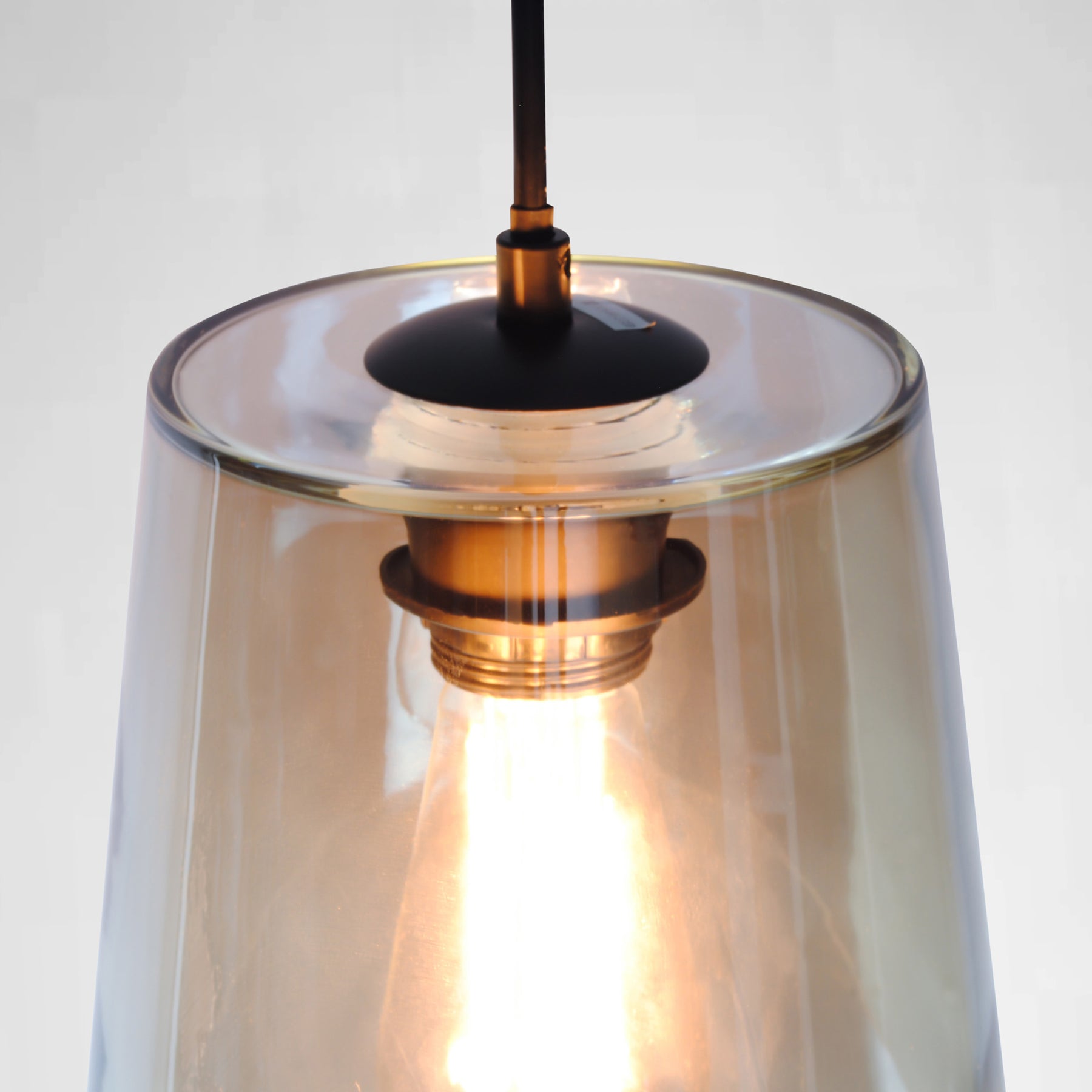 flare shaped pendant black lamp holder