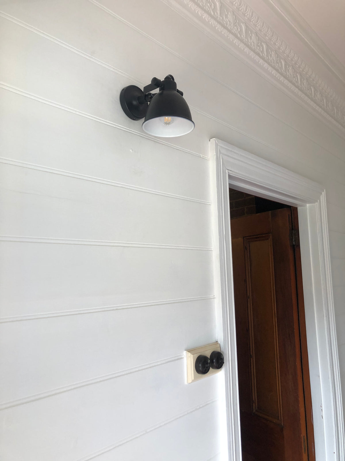 Phoenix Wall Light Black