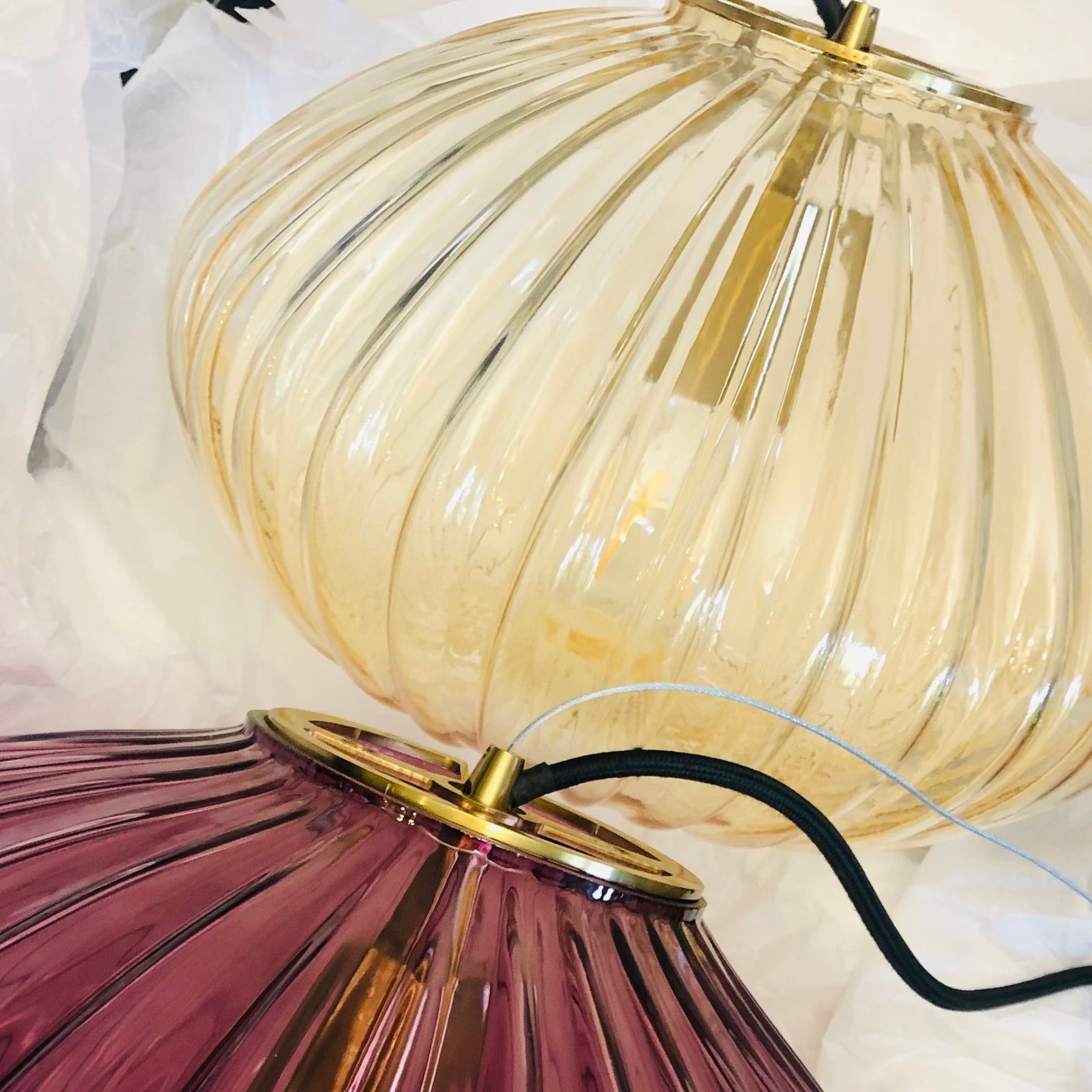 Zucca Pale Gold Rippled Glass Pendant Lamp