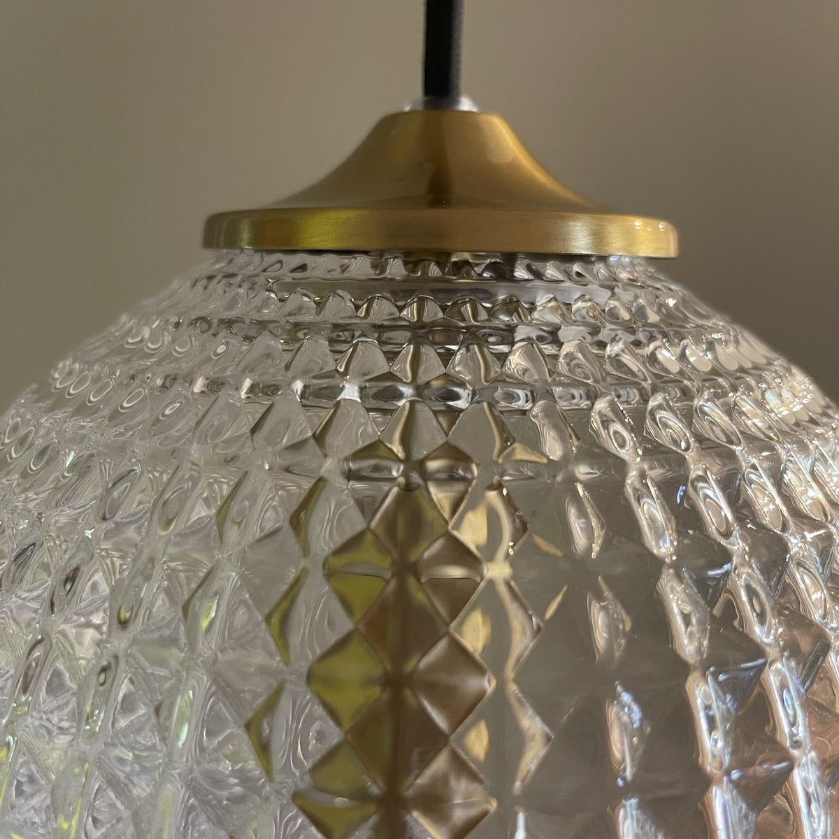 Karo Diamond Cut Clear Glass Column Pendant Lamp