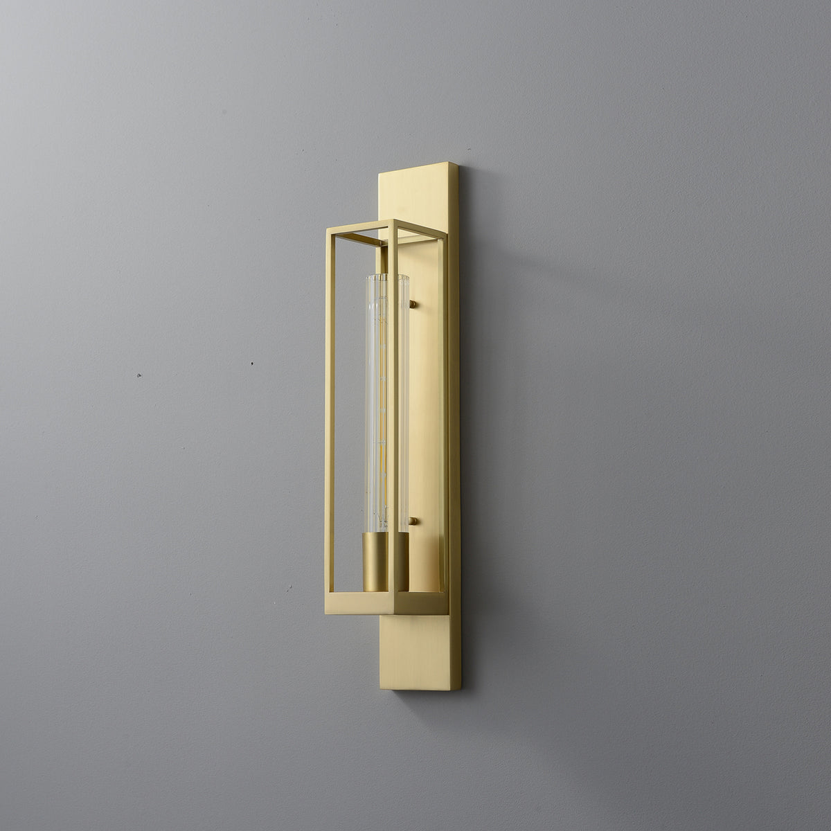 Leeton Wall Lamp (100mmx600mm)