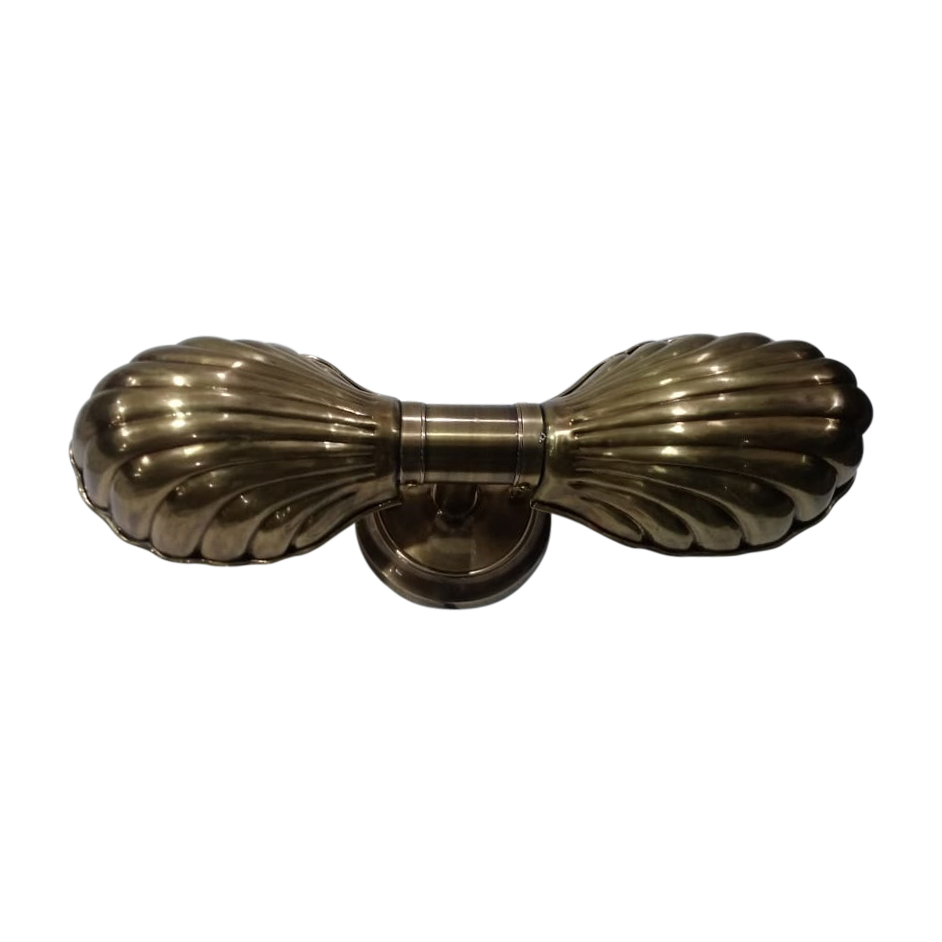 SMITH&SMITH Lighting Sydney Calico Brass Scallop Seashell Shaped Double Sconce Wall Light left-right view