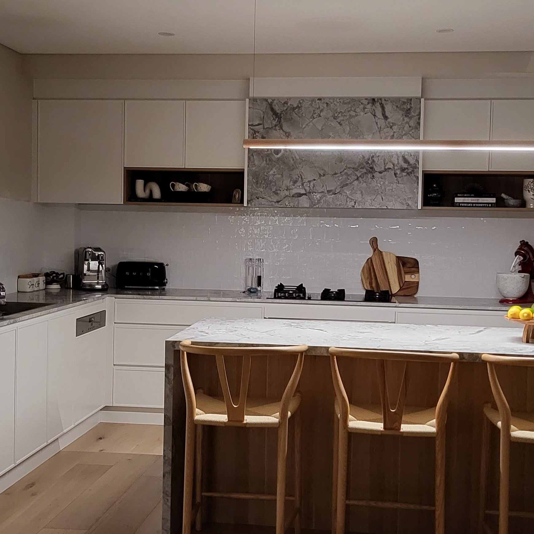 SMITH&SMITH Simpson Tasmanian Oak Timber 1500 Linear Pendant Lamp from Voula's Sydney Kitchen